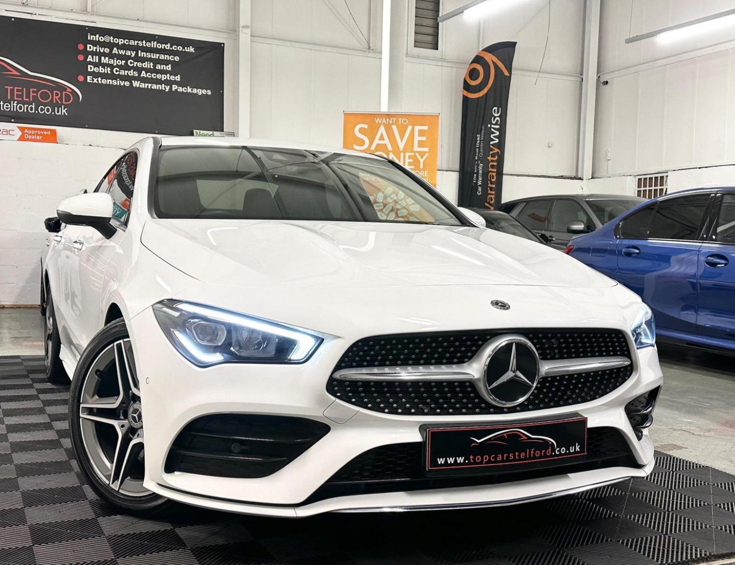Mercedes Benz CLA