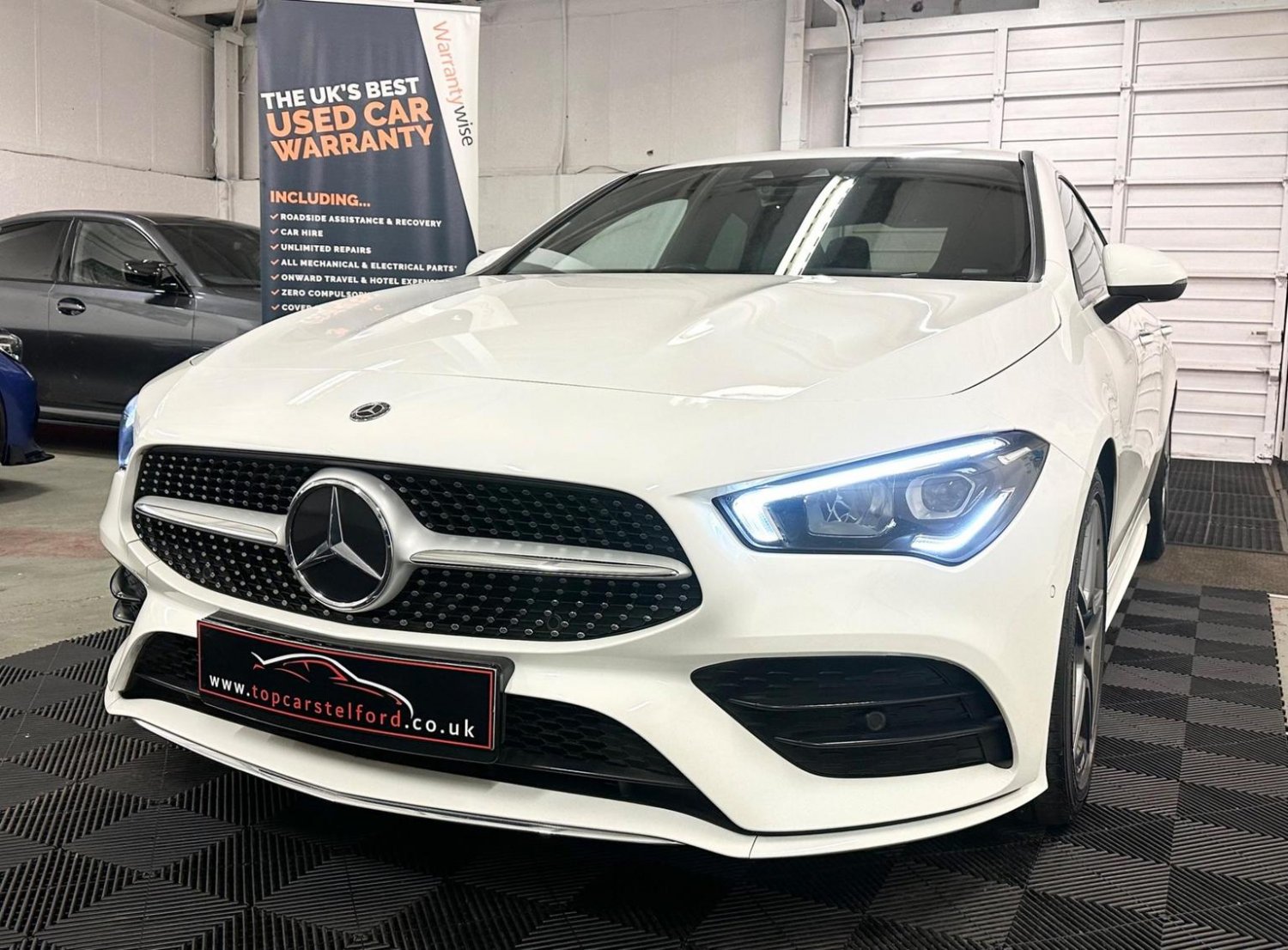 Mercedes Benz CLA