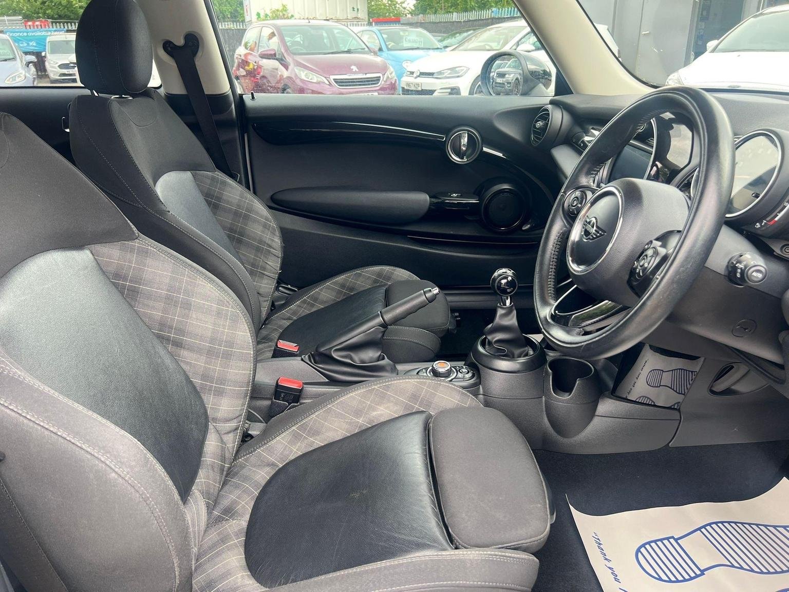 MINI Hatch