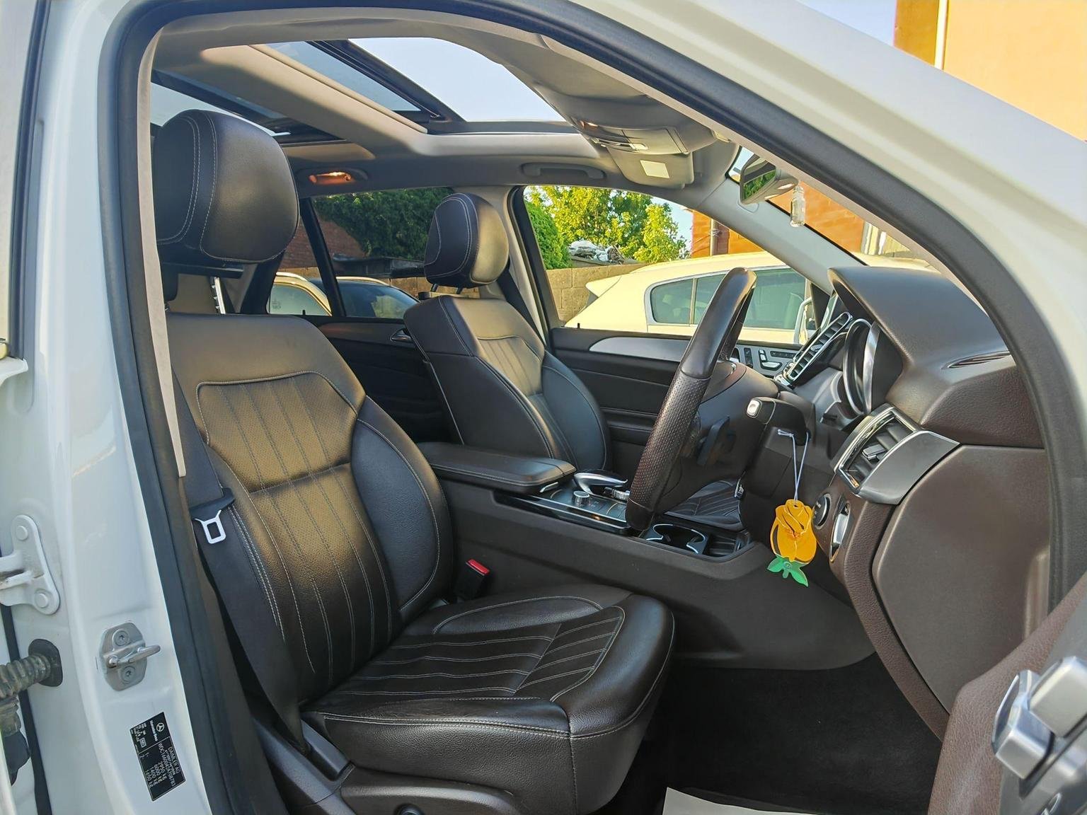Mercedes Benz GLE-CLASS