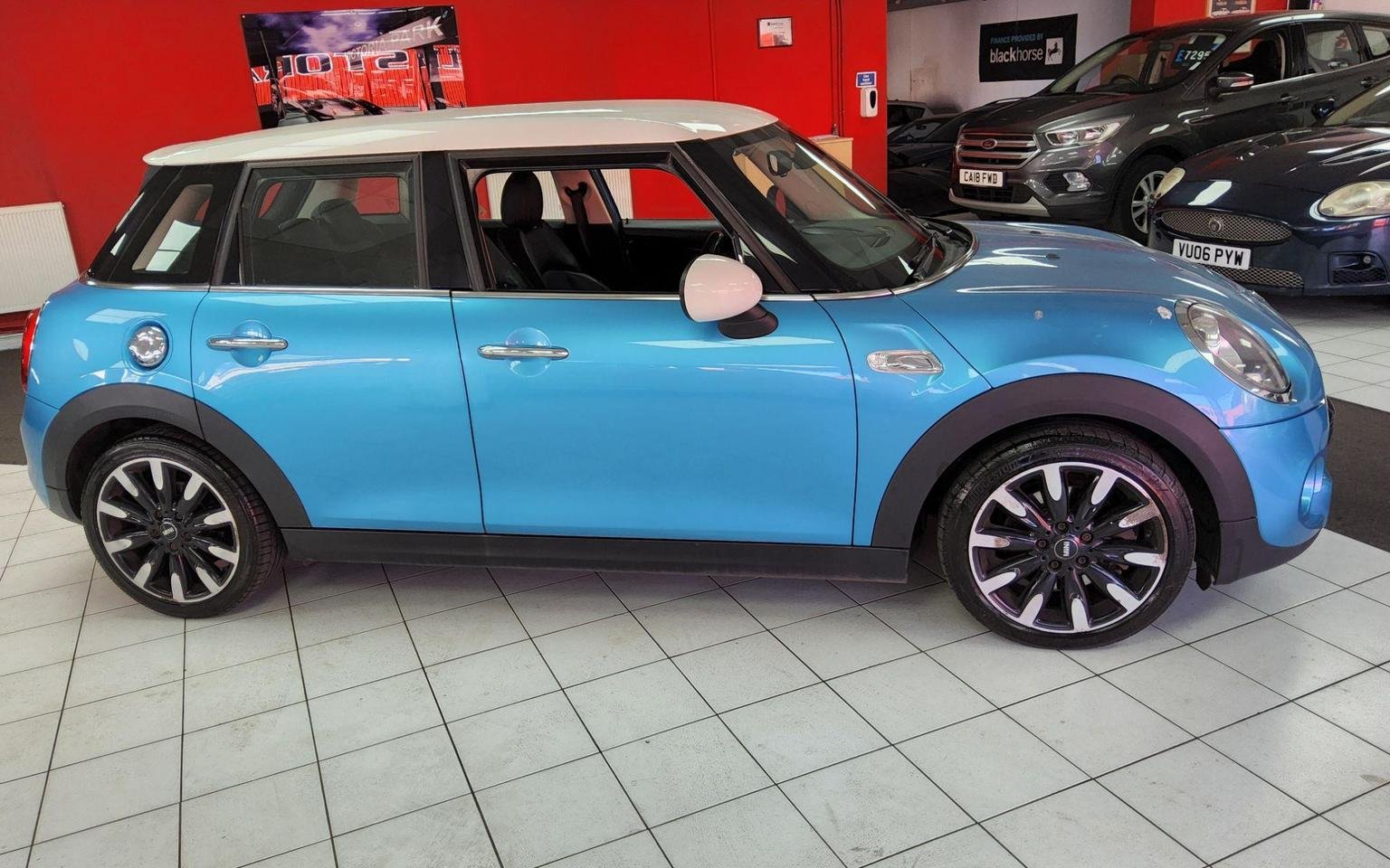 MINI Hatch