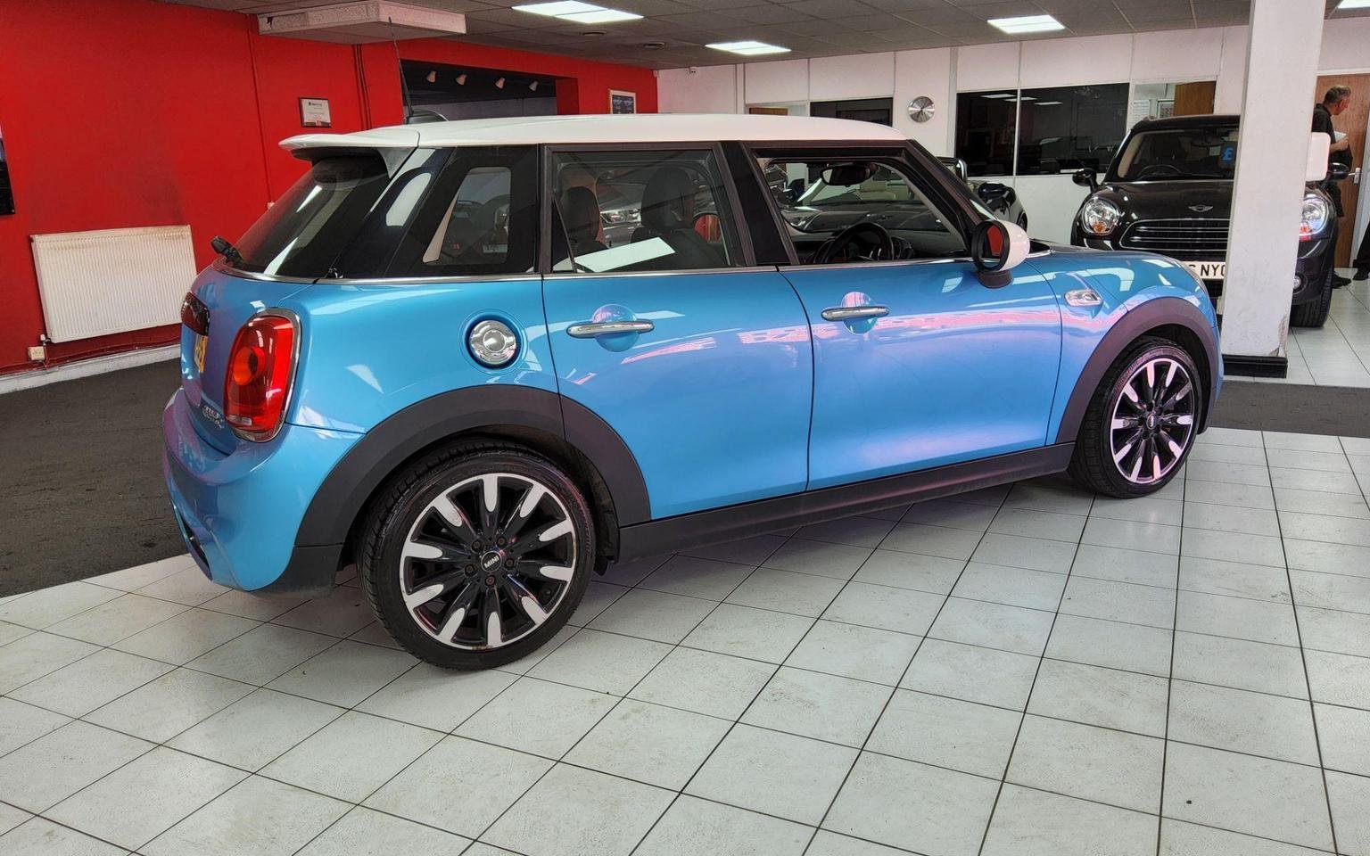 MINI Hatch