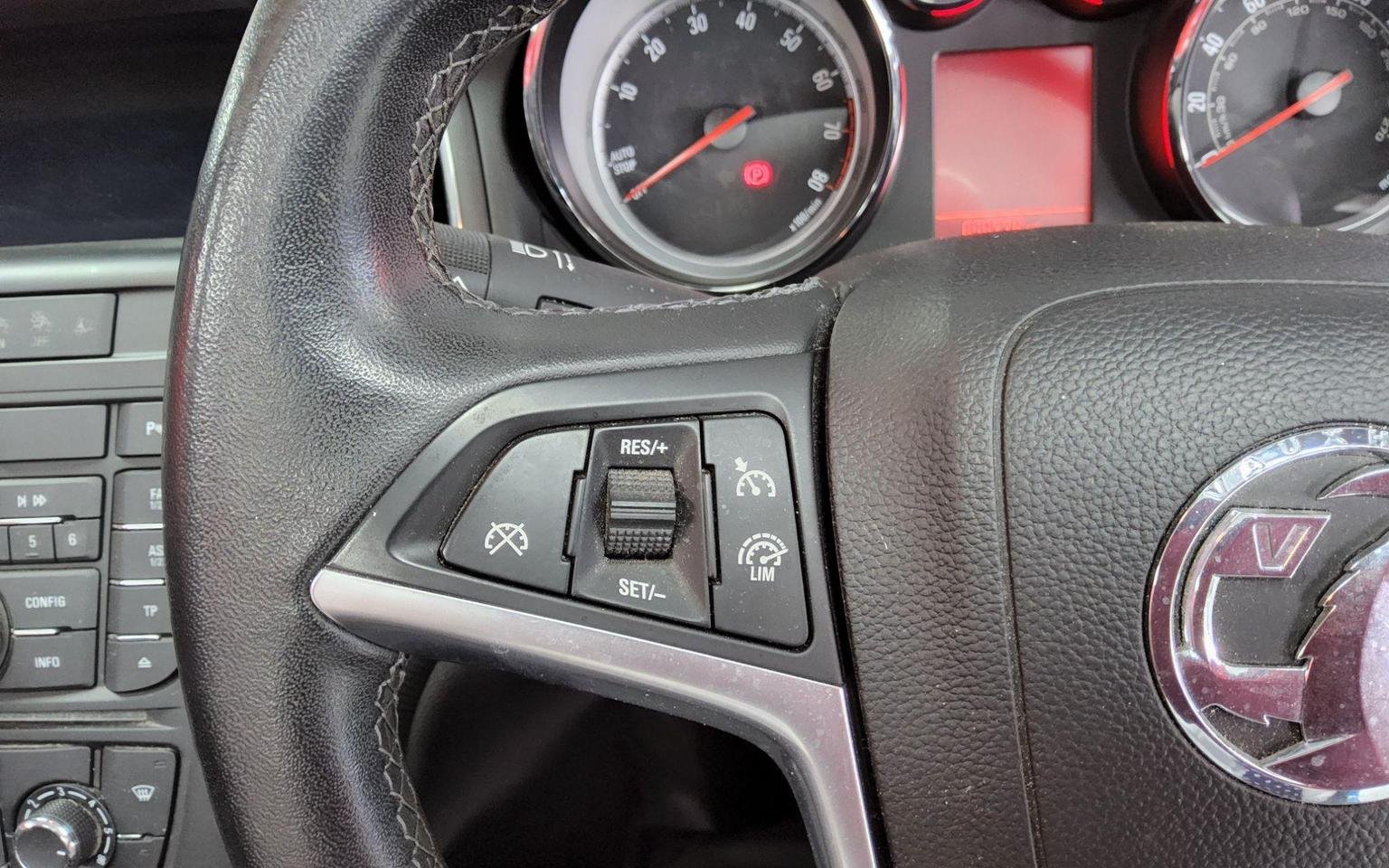 Vauxhall Cascada