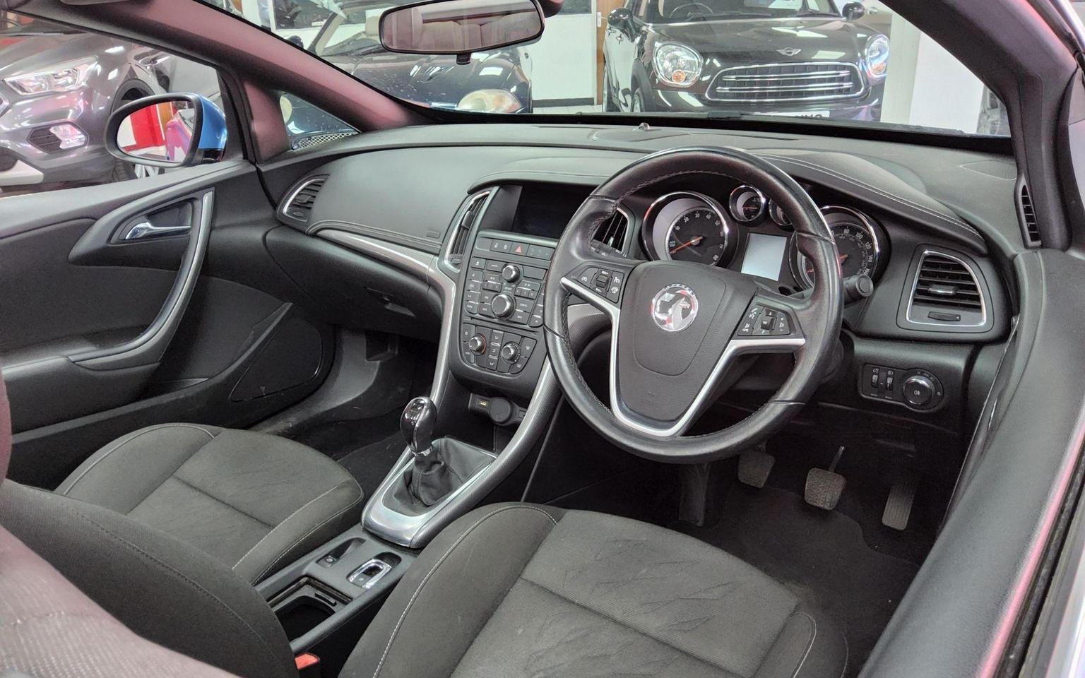 Vauxhall Cascada