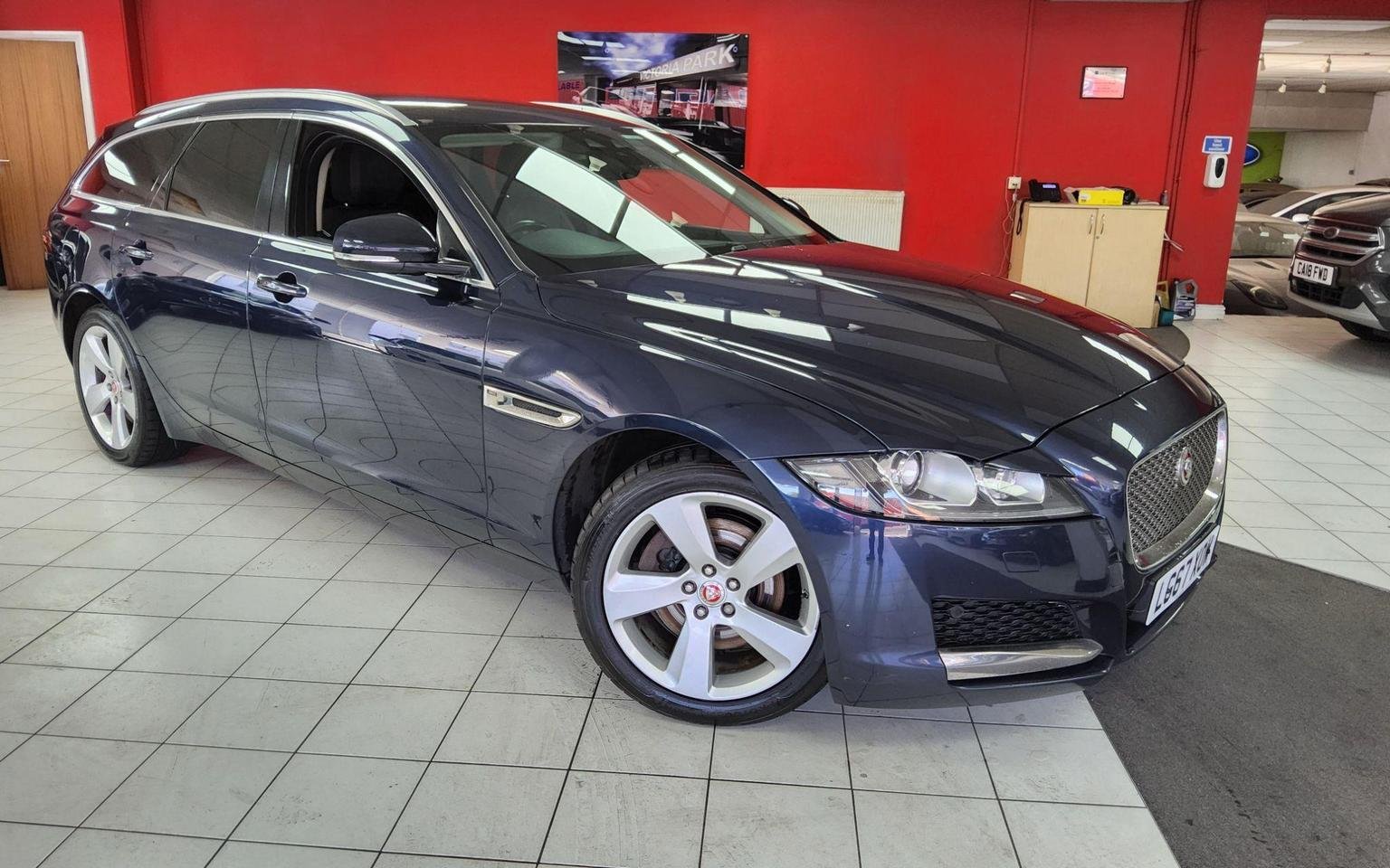 Jaguar XF