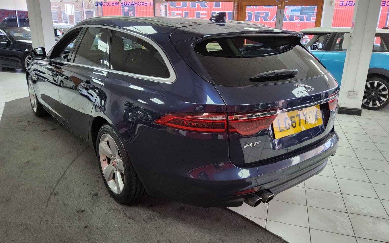 Jaguar XF