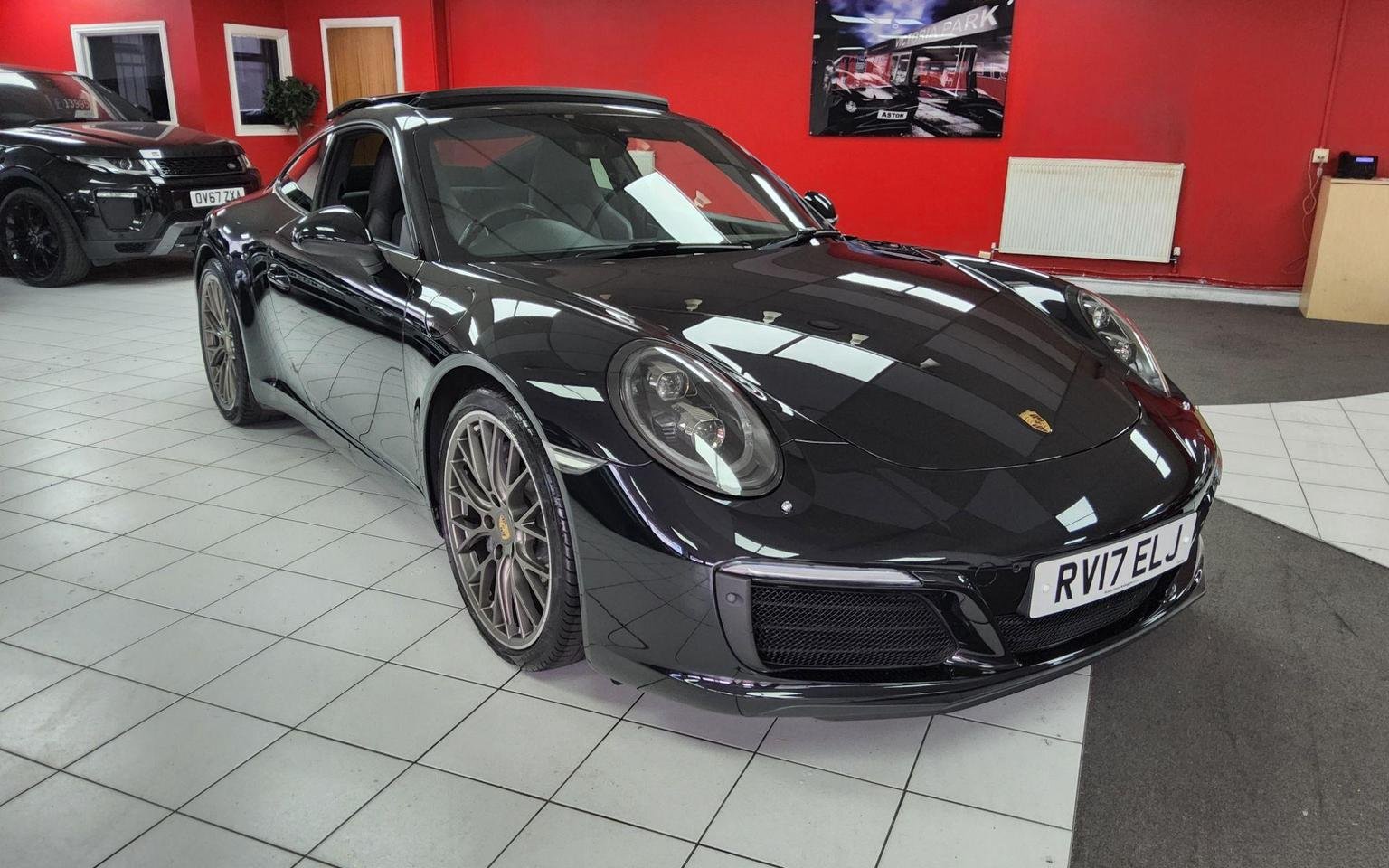 Porsche 911