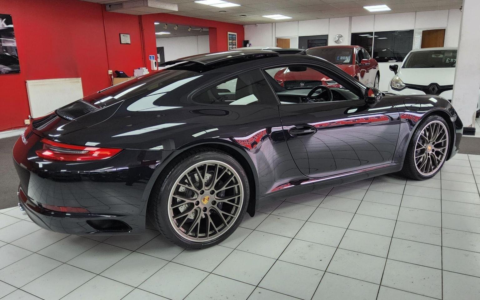 Porsche 911