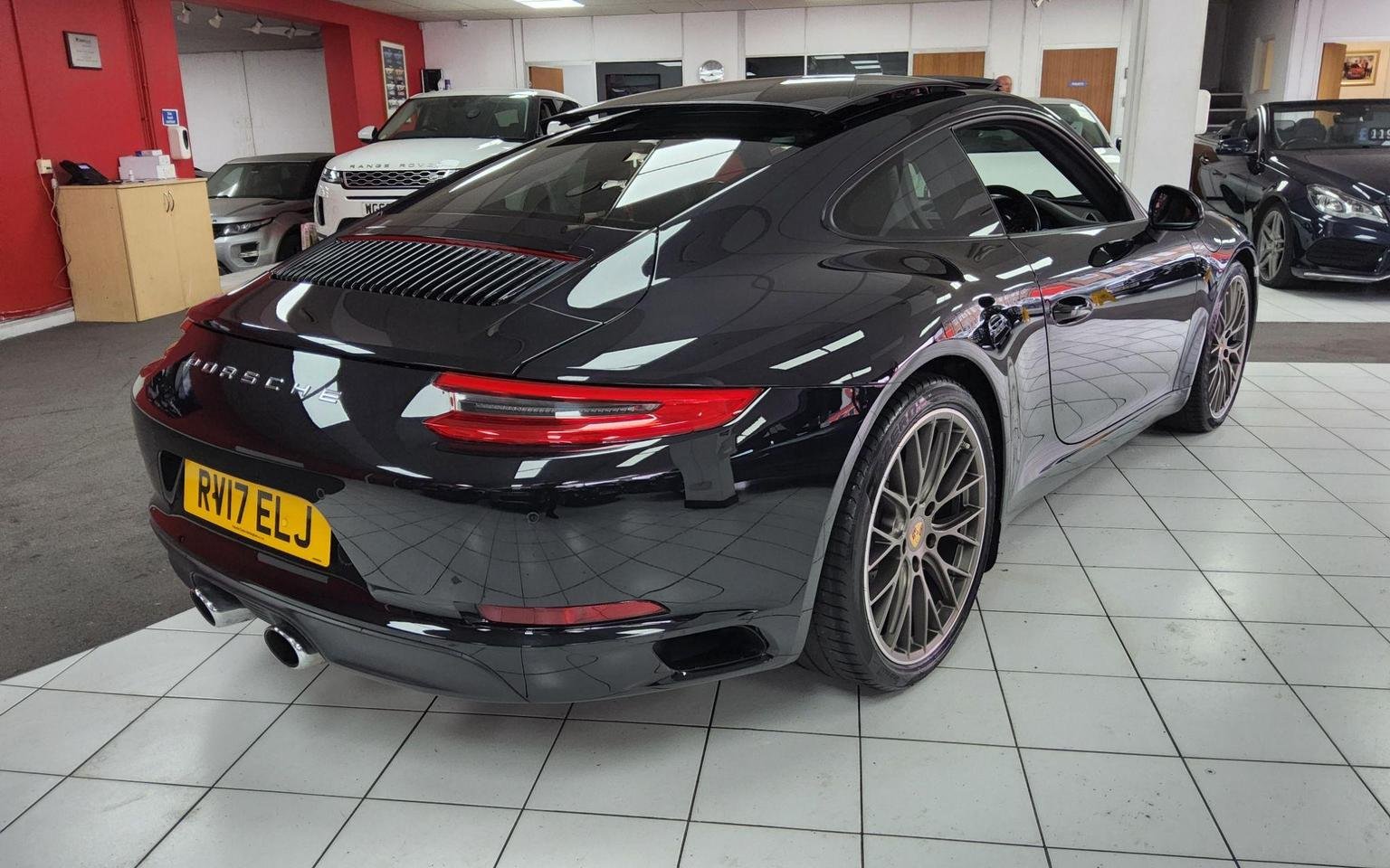 Porsche 911