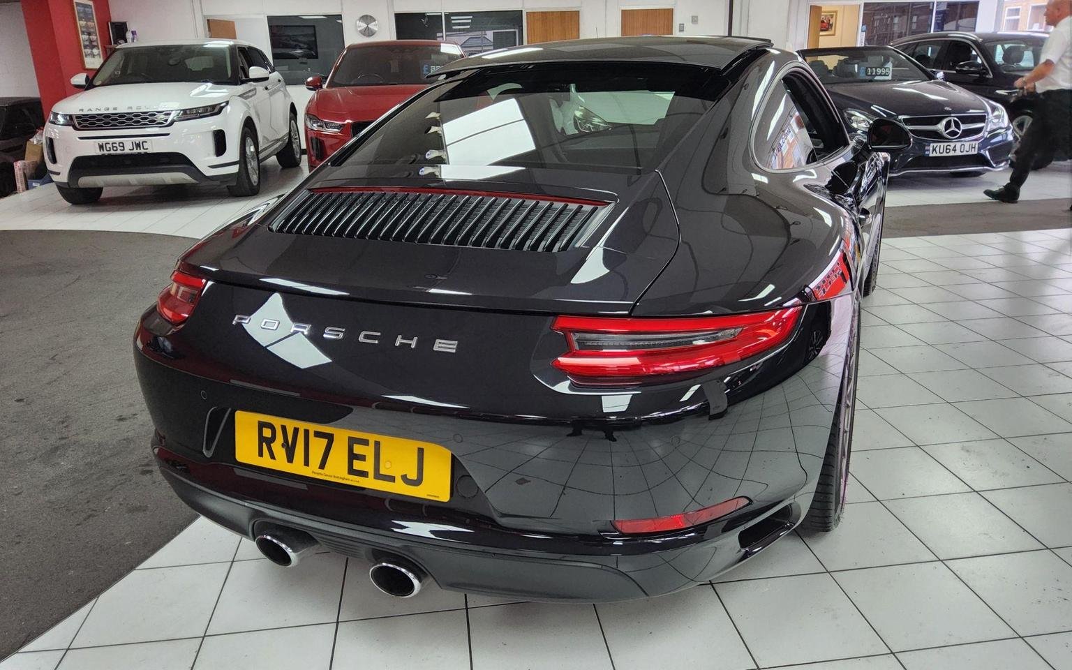 Porsche 911