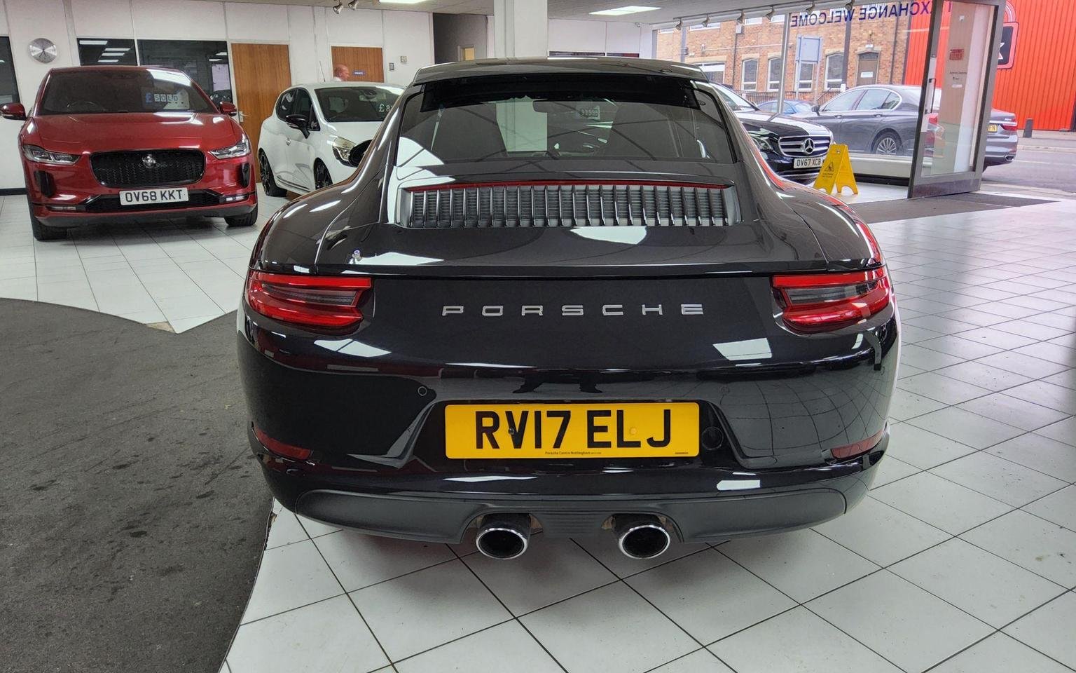 Porsche 911