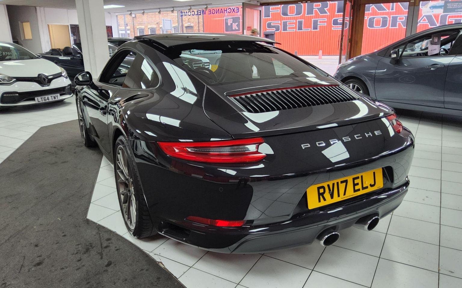 Porsche 911