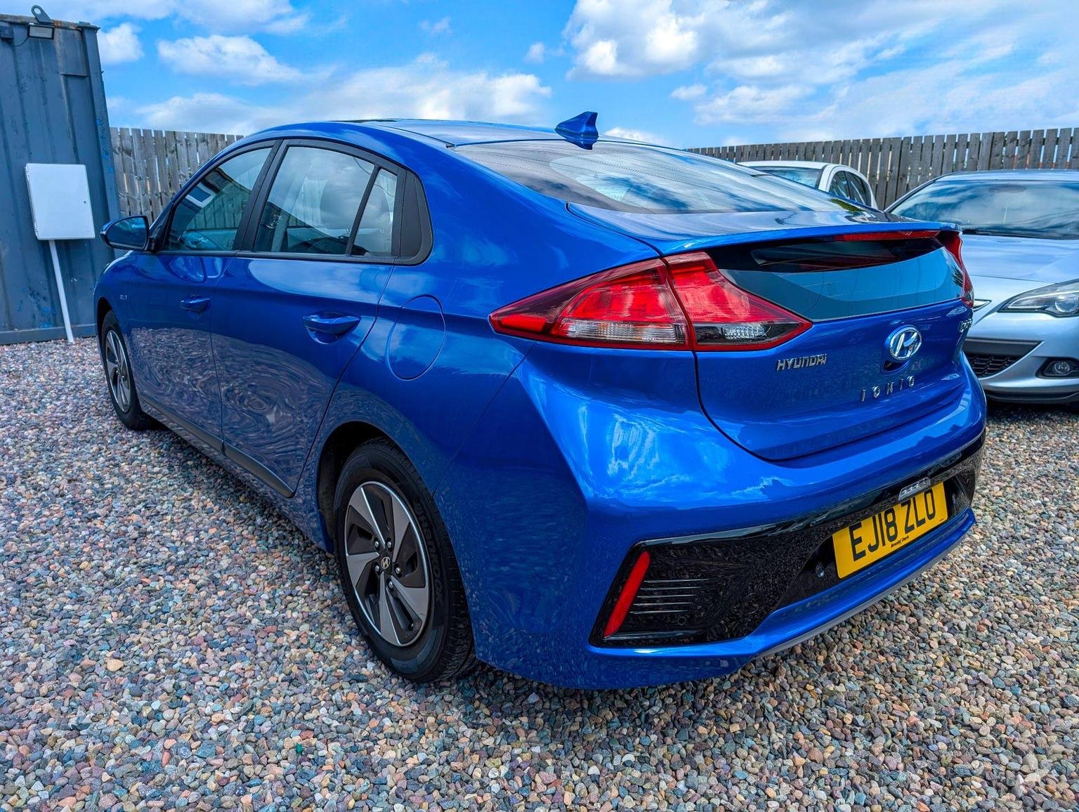 Hyundai IONIQ