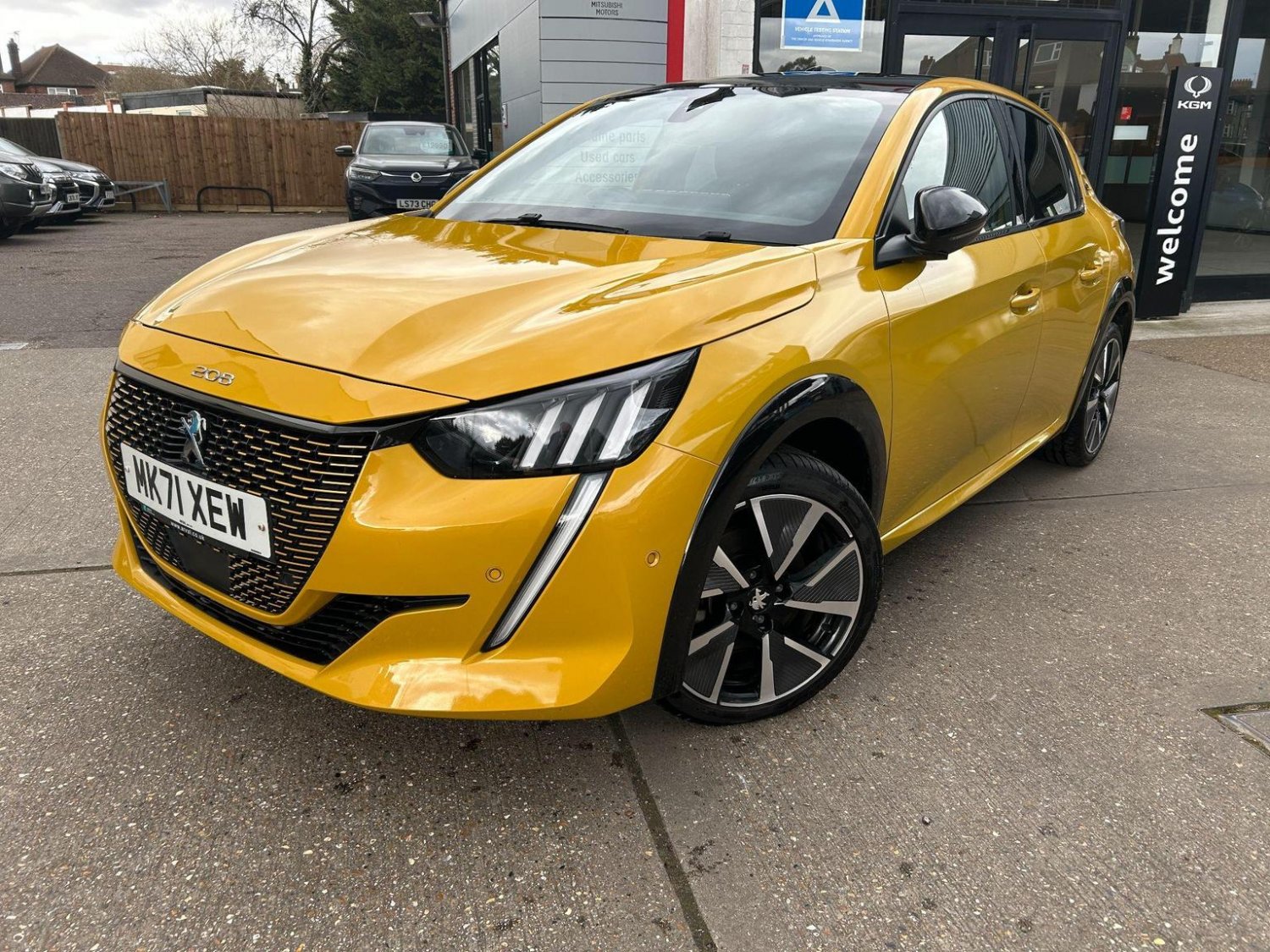 Peugeot 208
