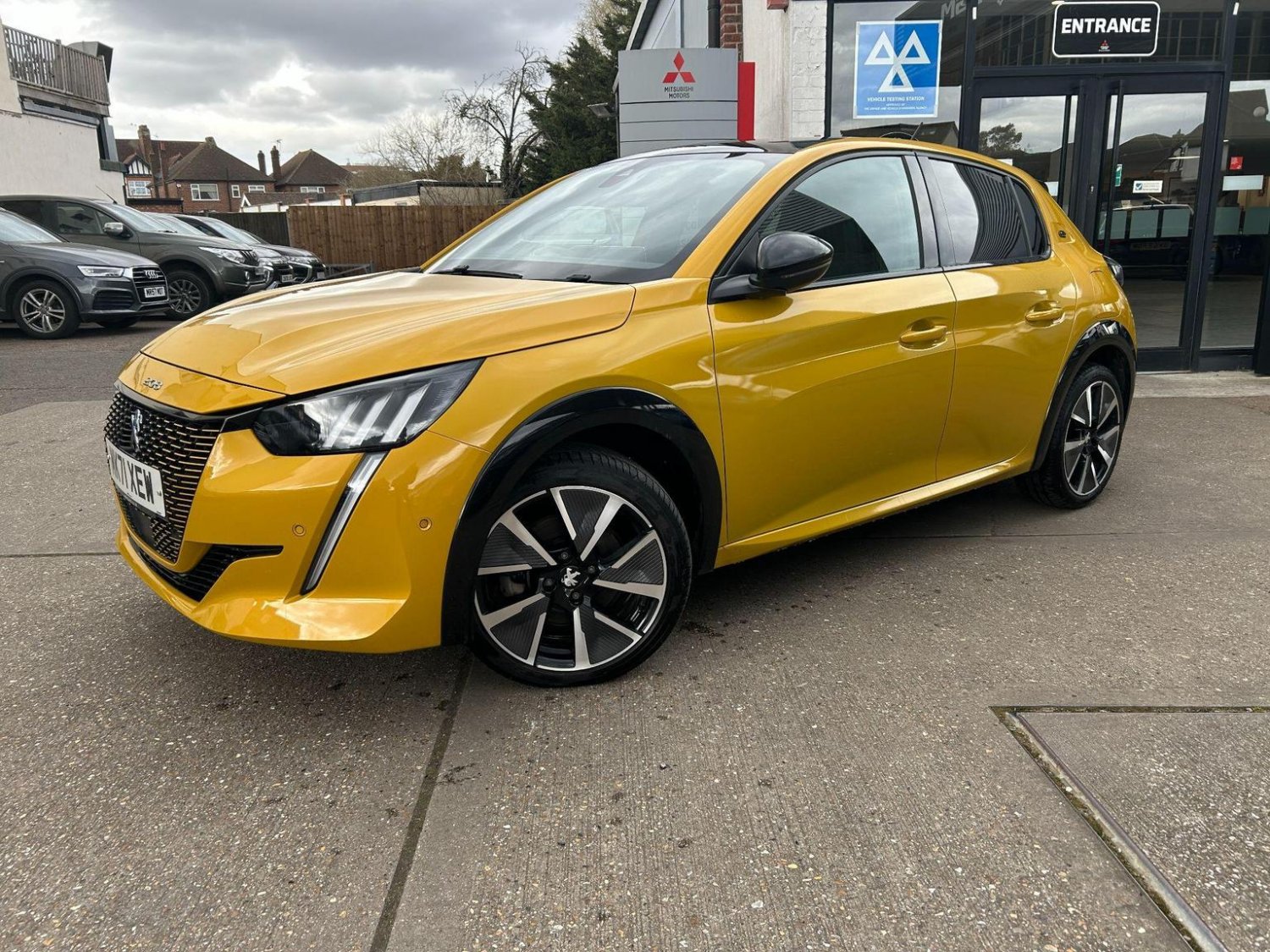 Peugeot 208