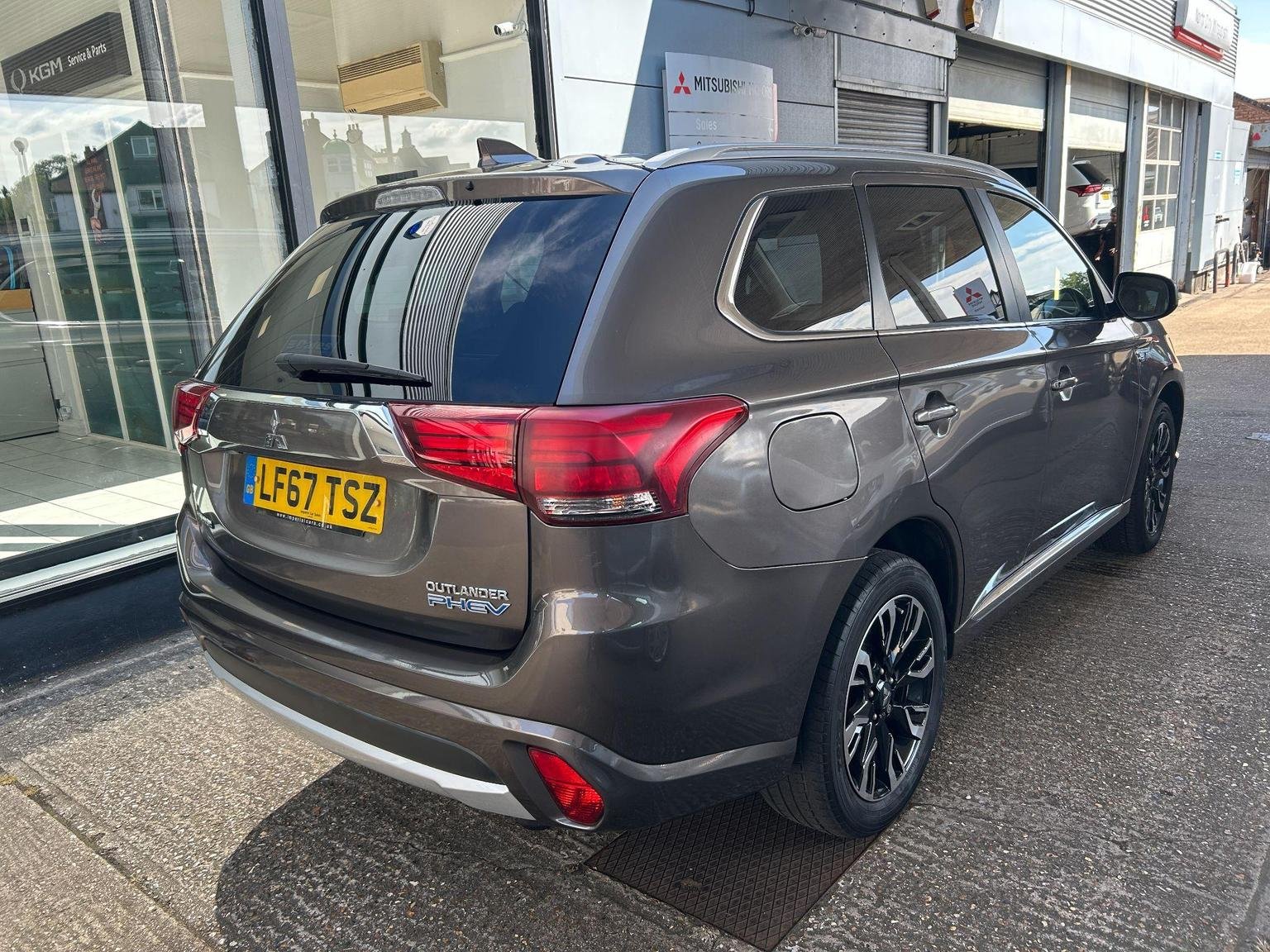 Mitsubishi Outlander