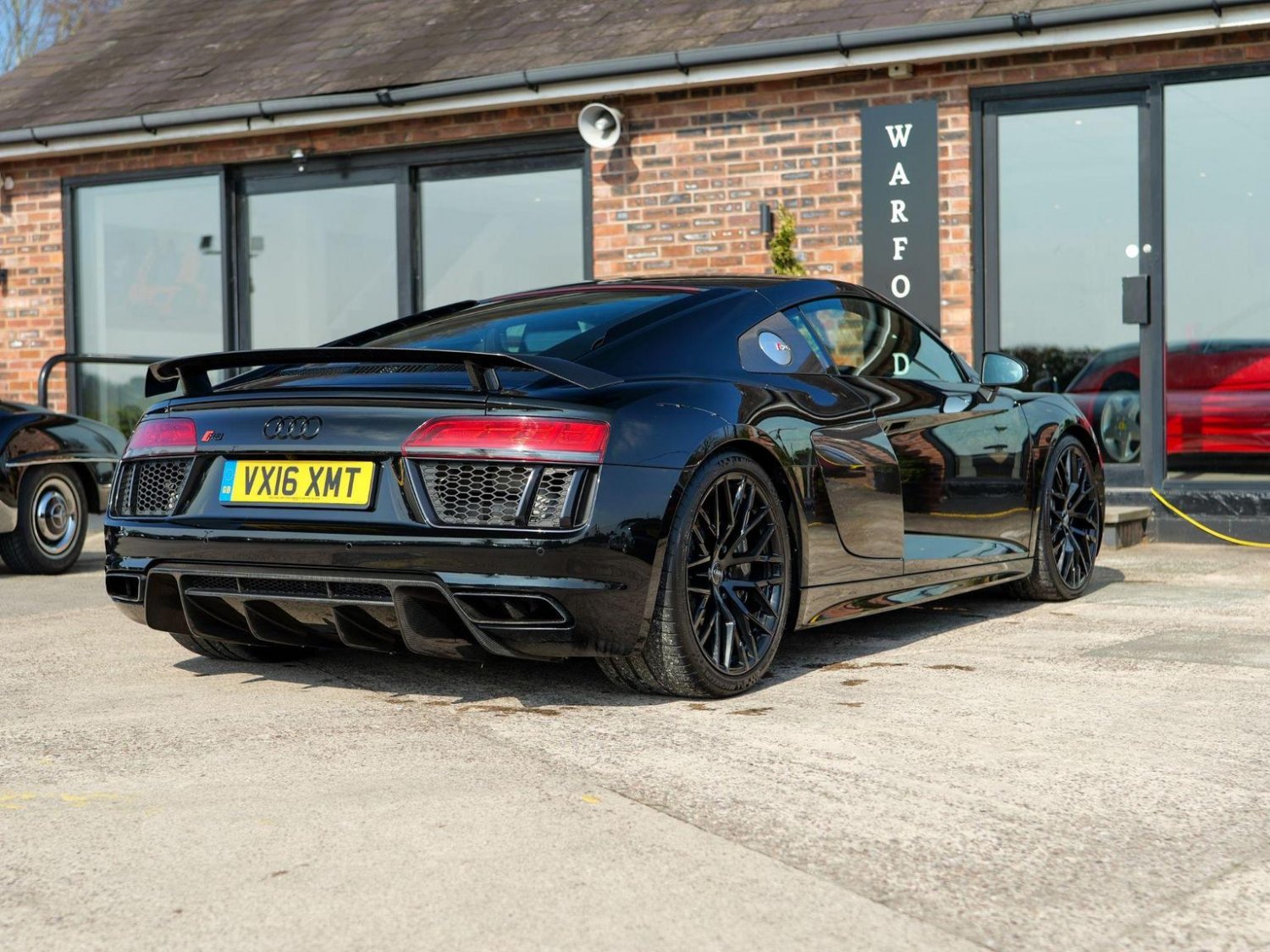 Audi R8