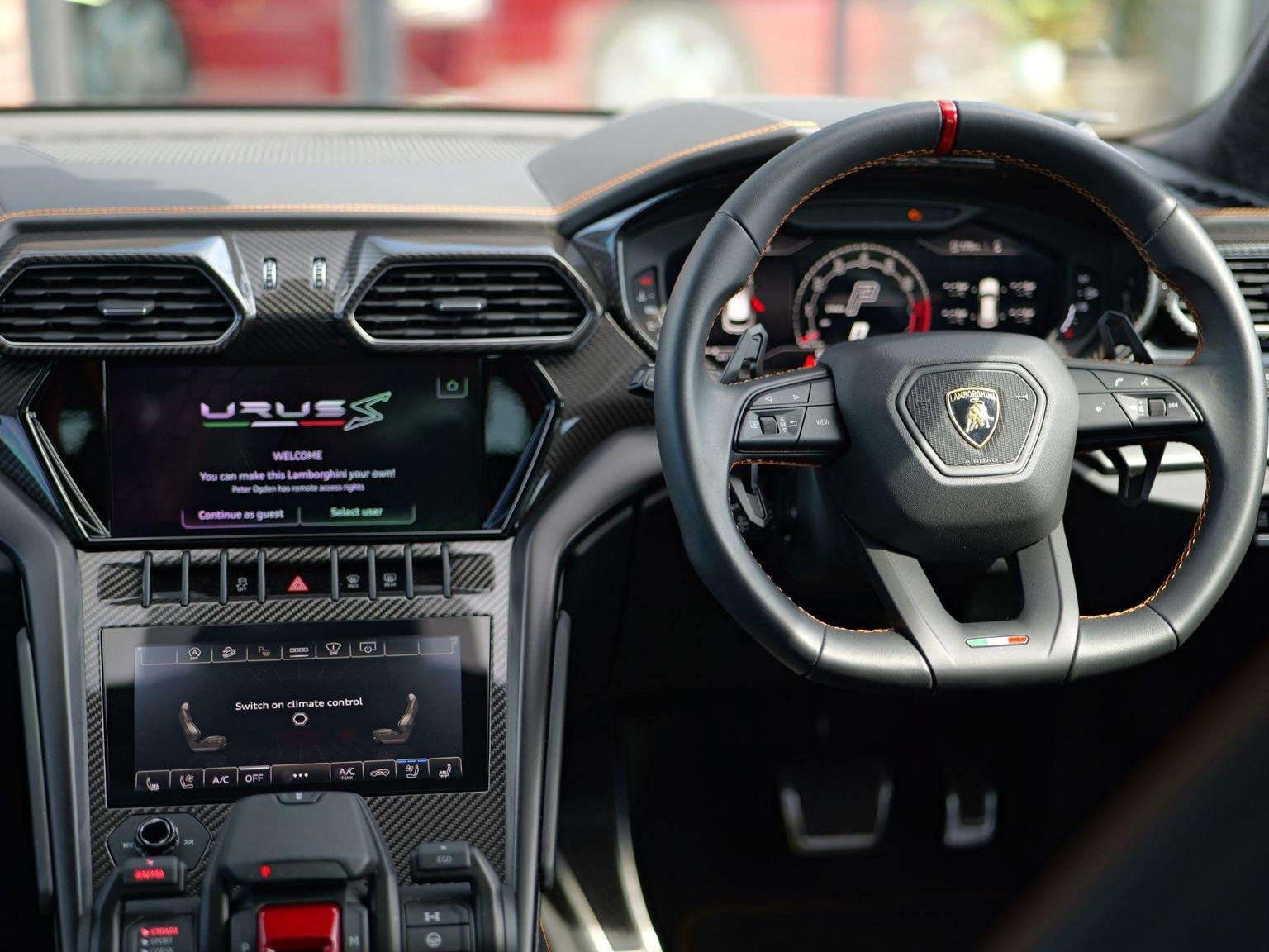 Lamborghini URUS