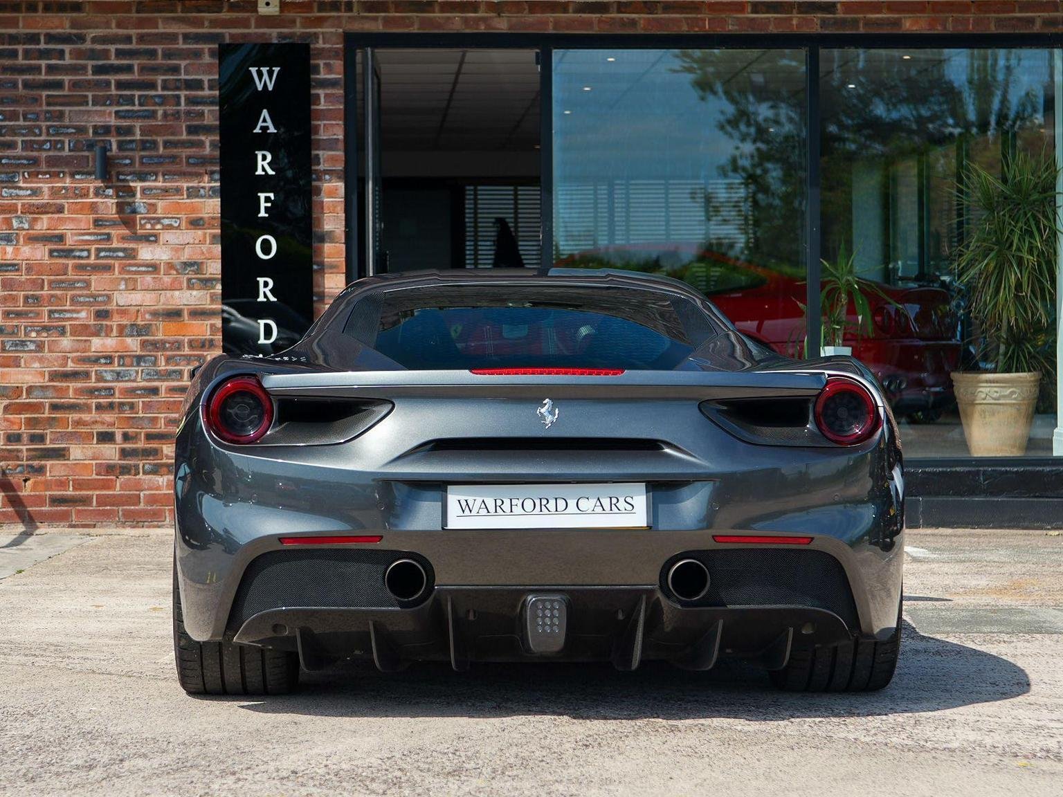 Ferrari 488