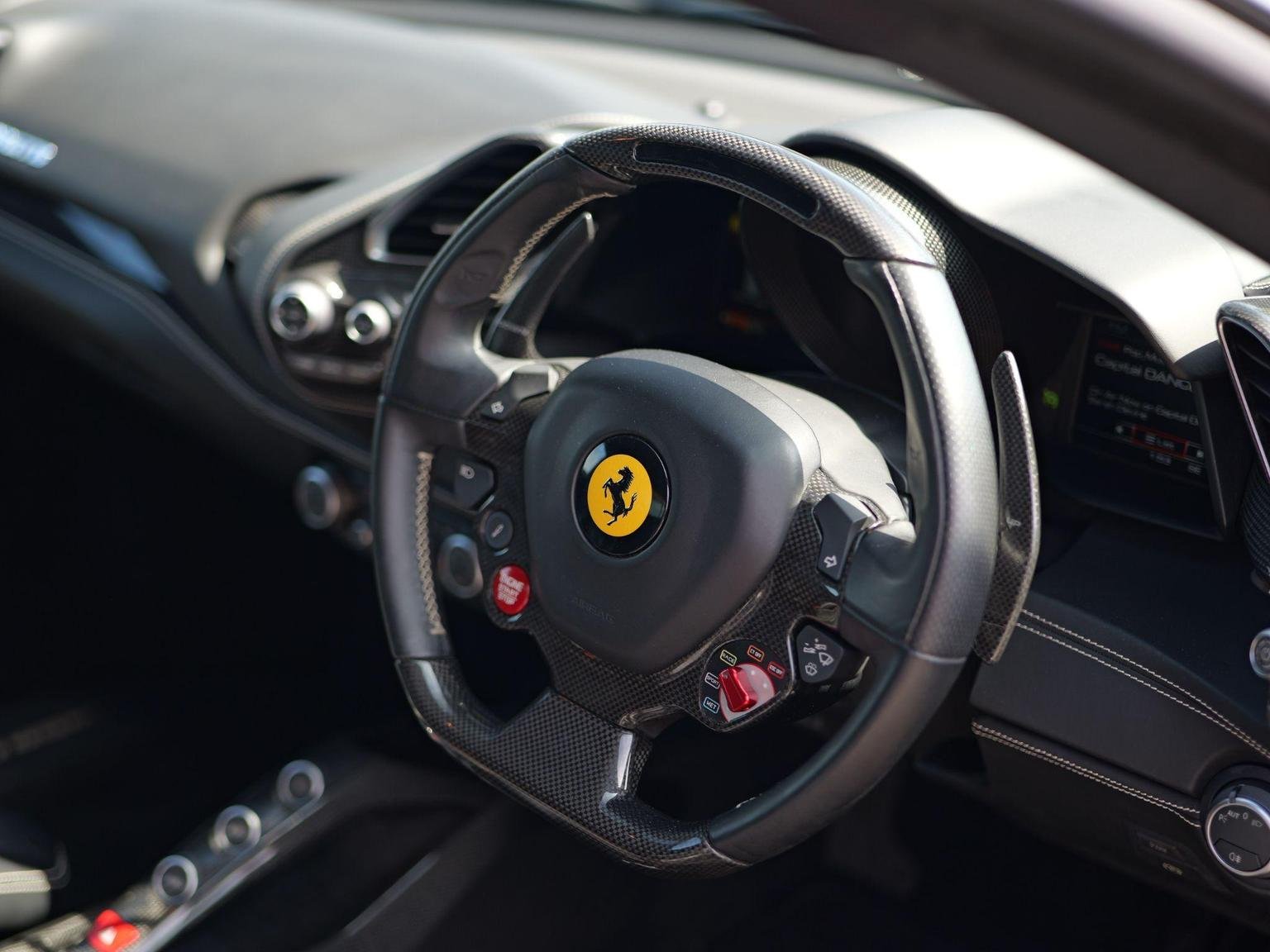 Ferrari 488