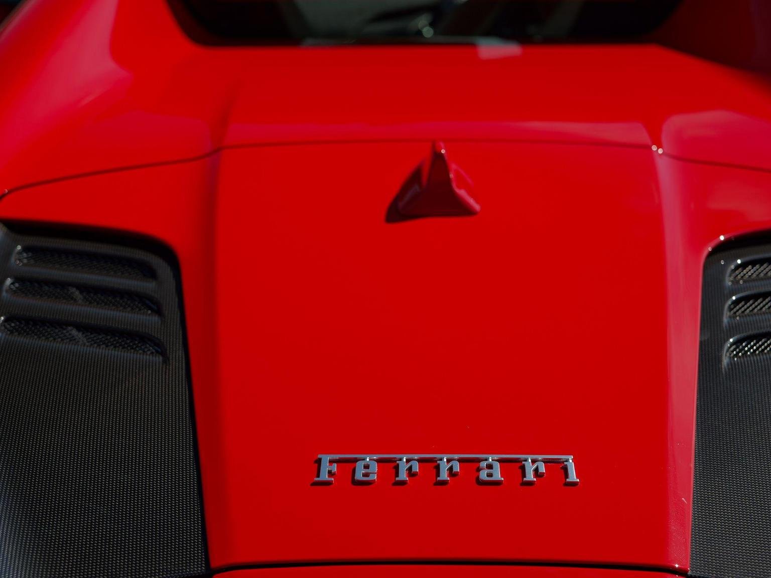 Ferrari F8 Spider
