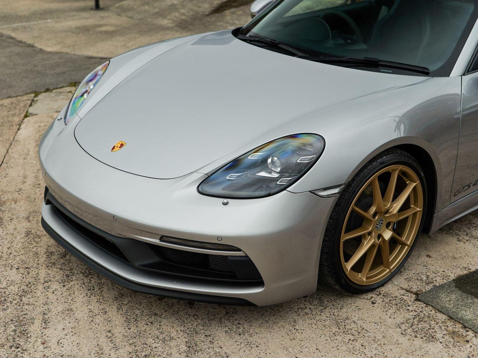Porsche 718