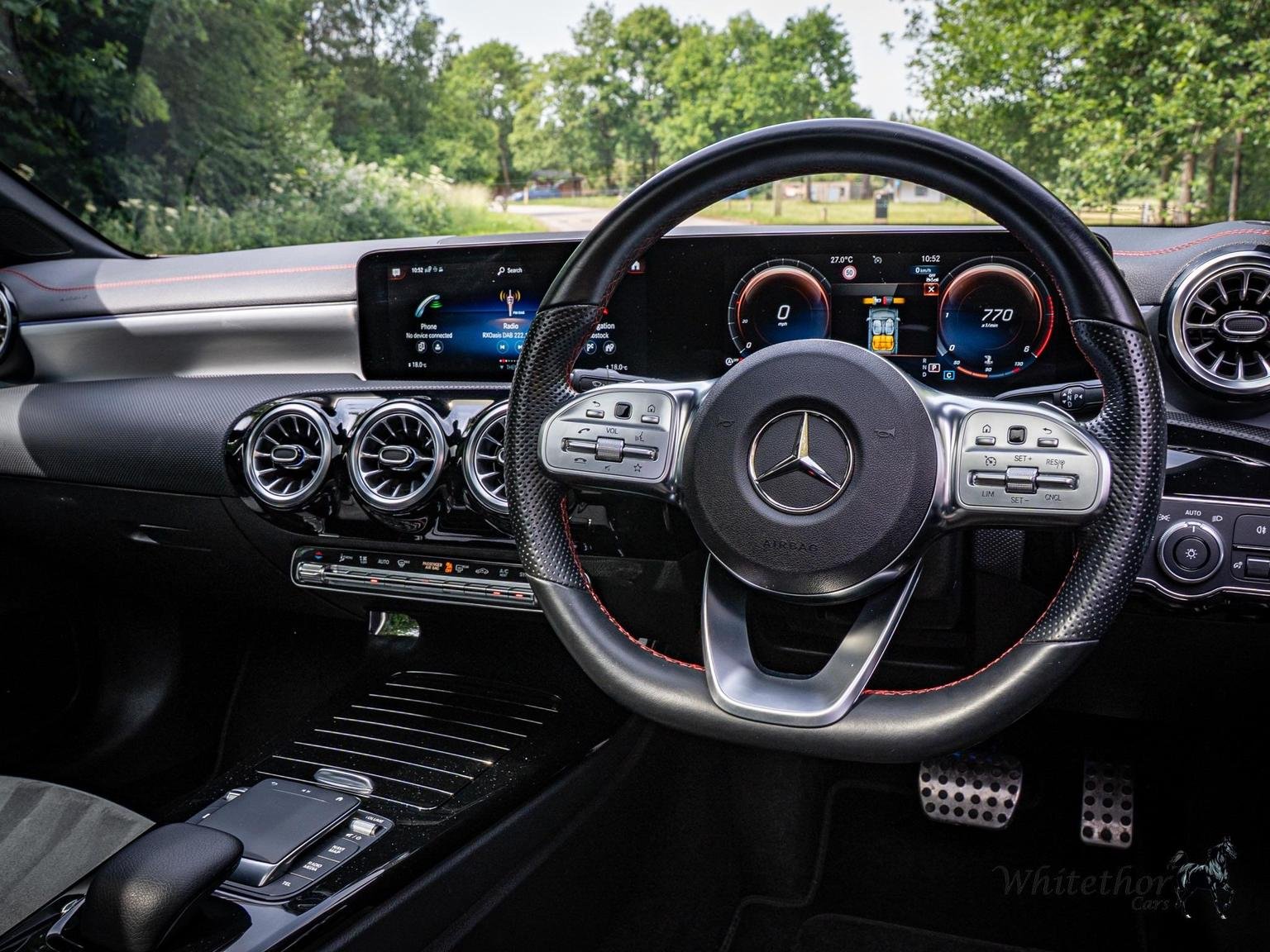 Mercedes Benz CLA