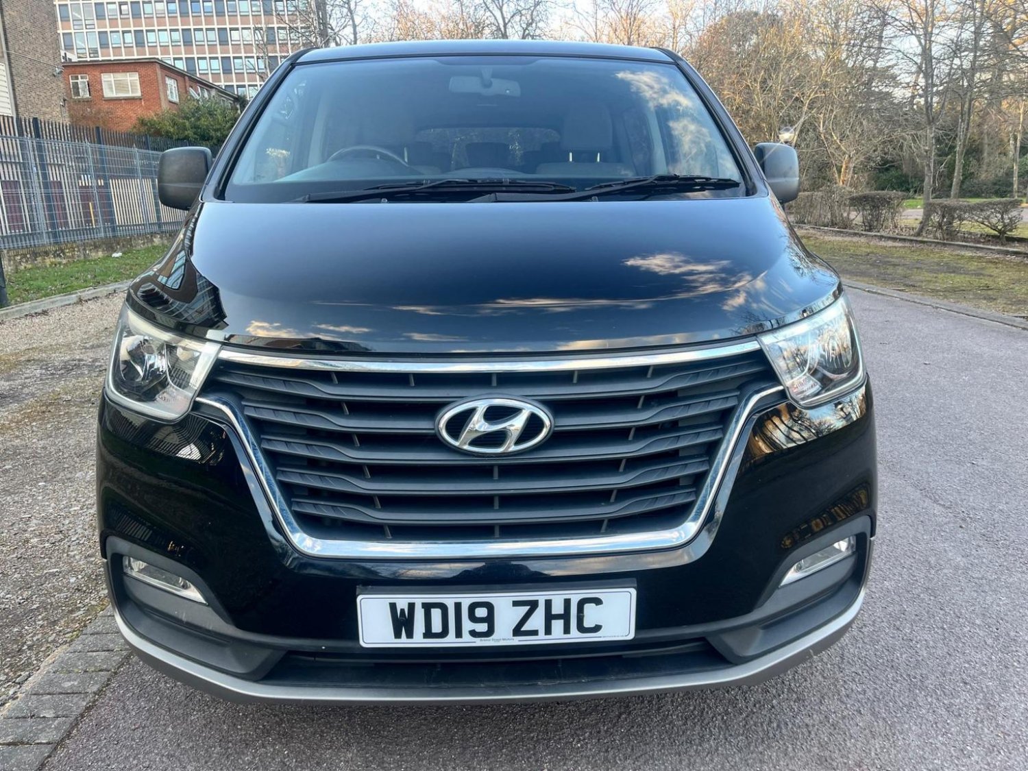 Hyundai i800