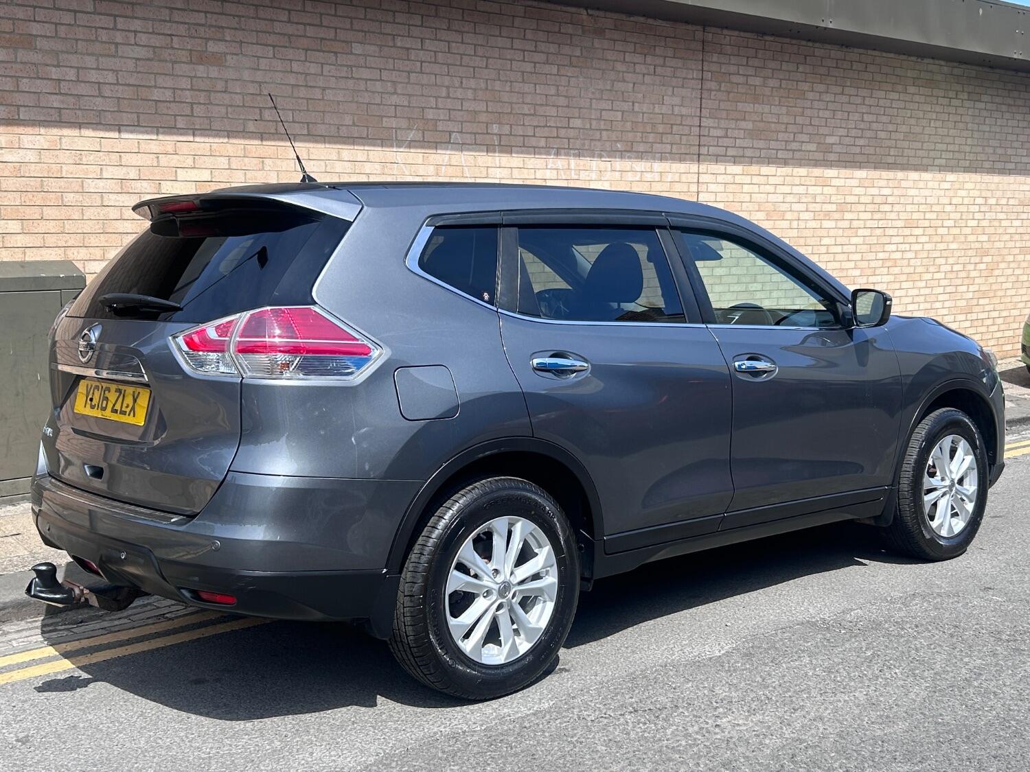 Nissan X Trail
