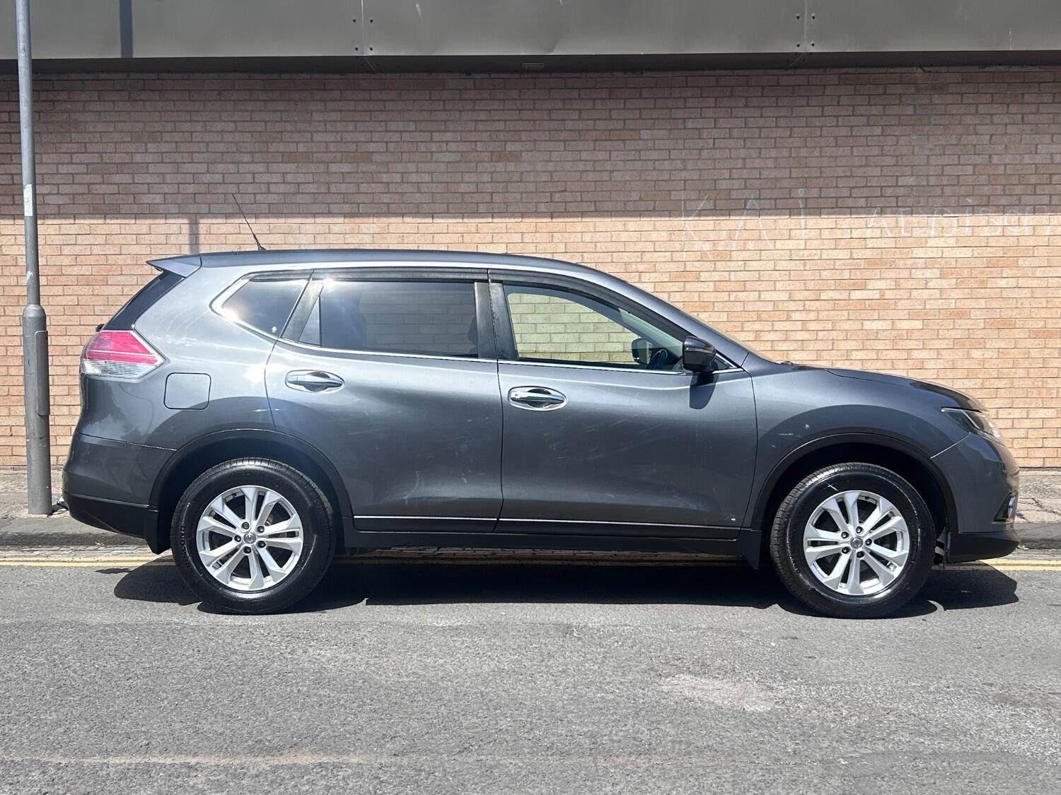 Nissan X Trail