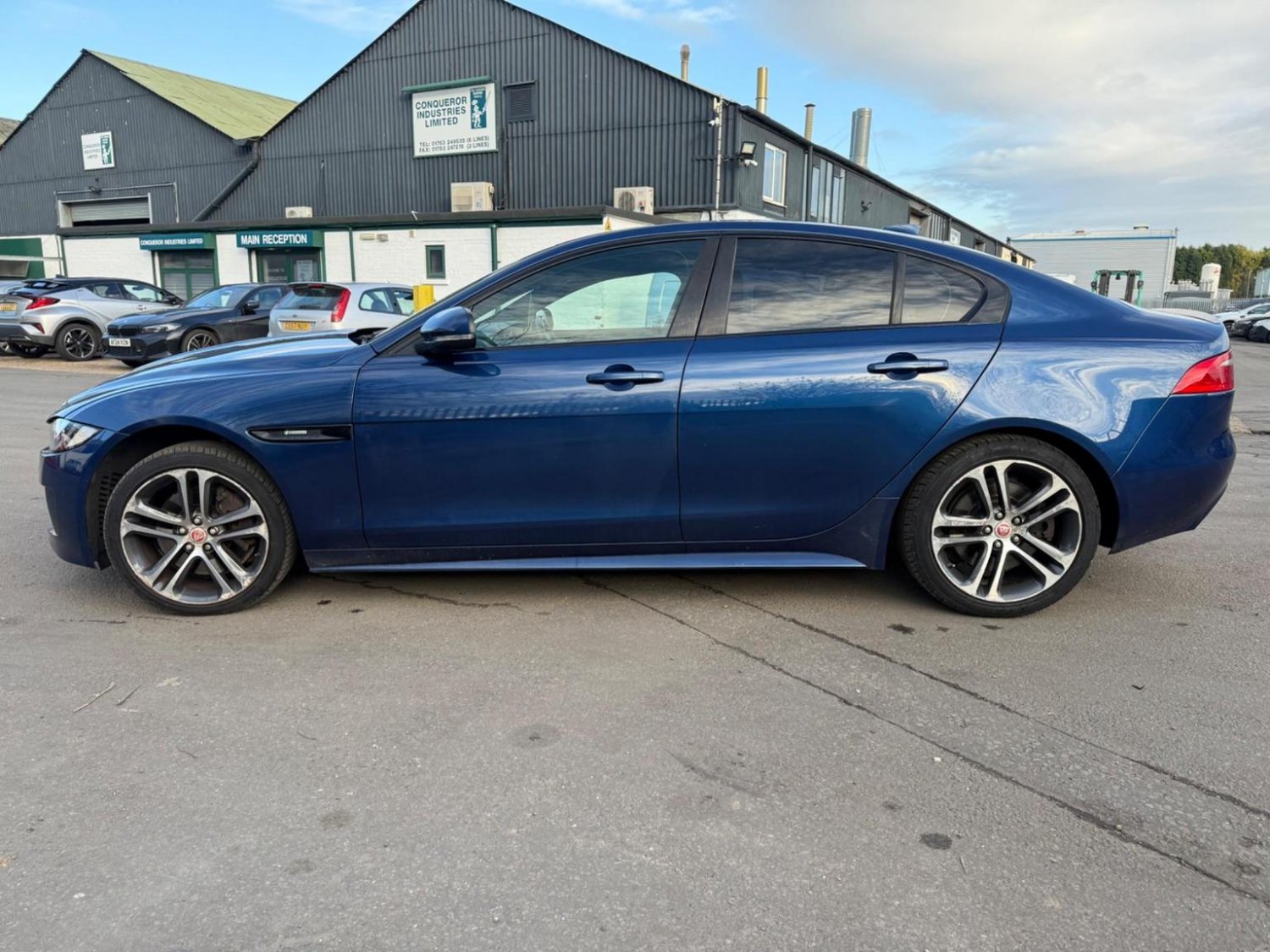 Jaguar XE
