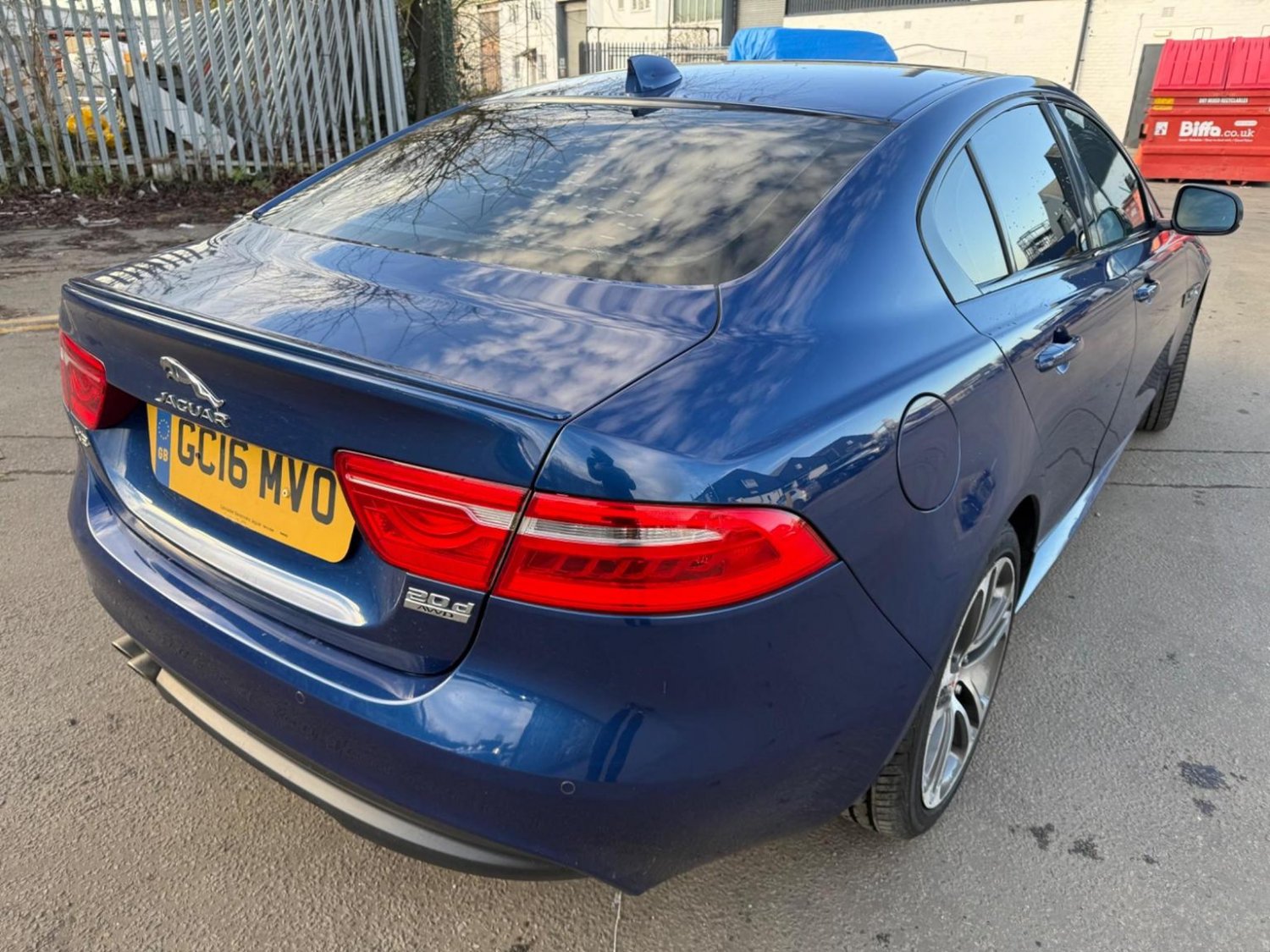 Jaguar XE