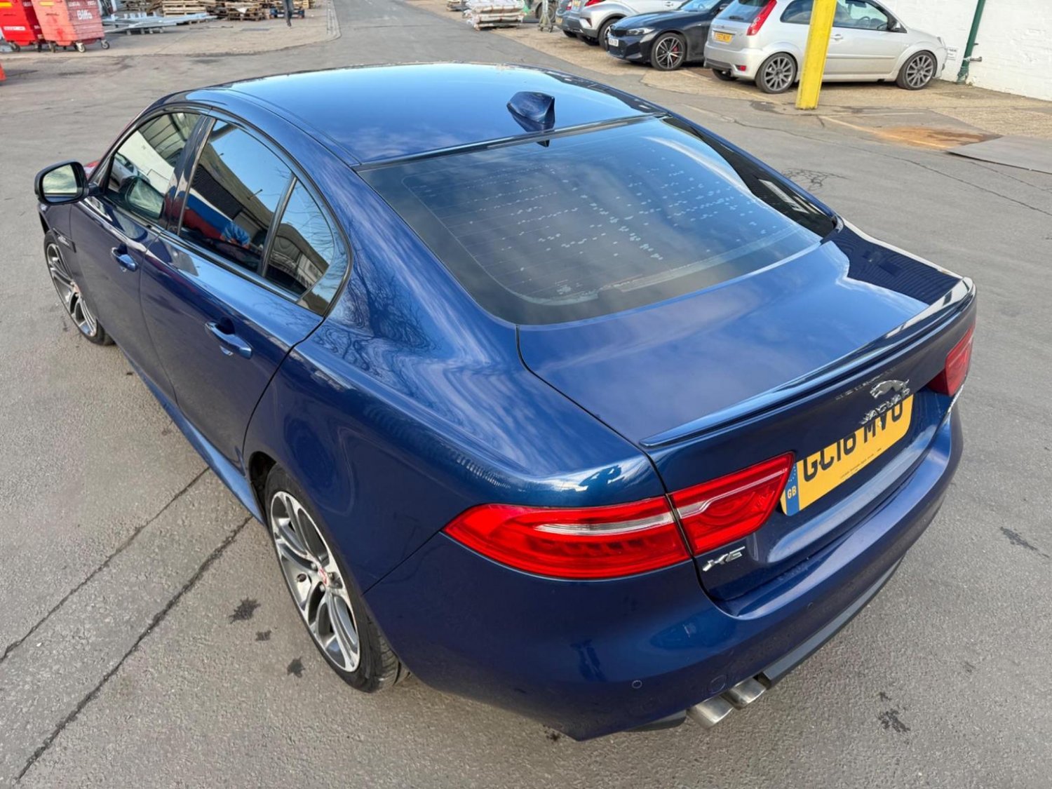Jaguar XE