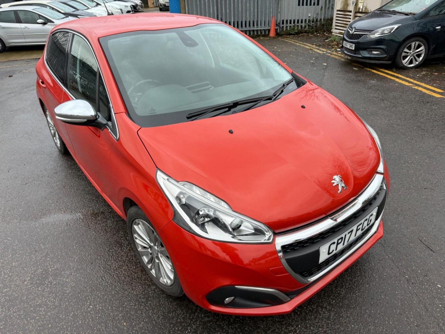 Peugeot 208
