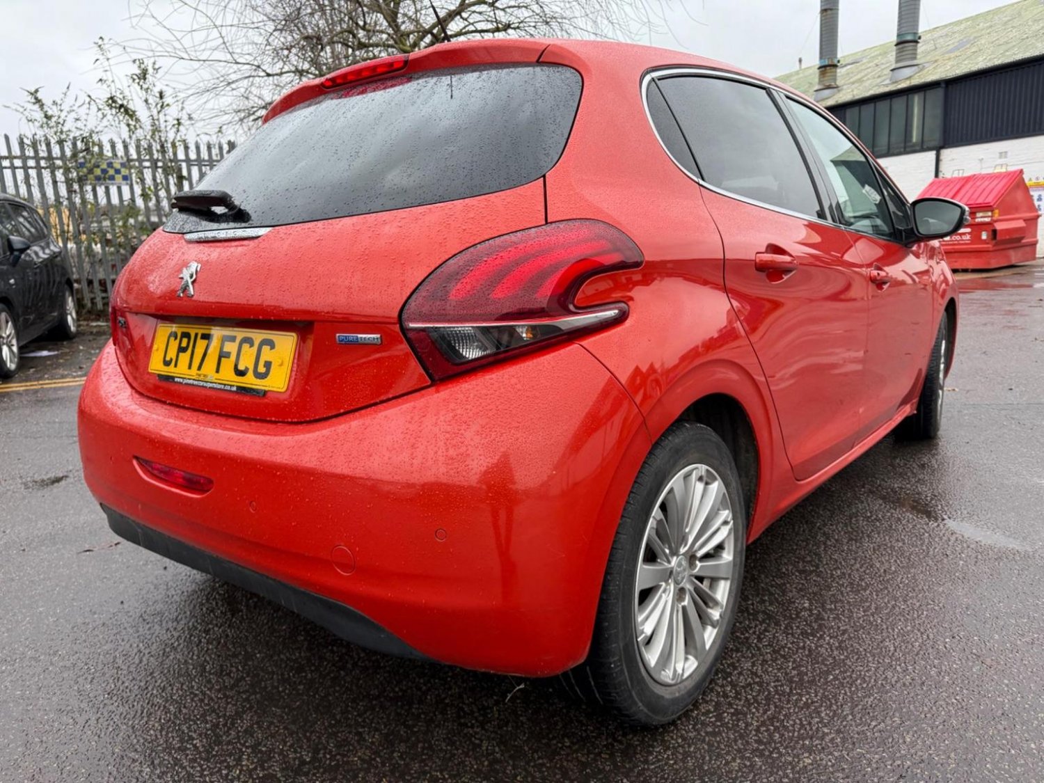 Peugeot 208
