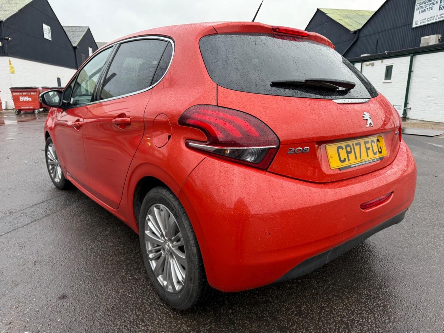 Peugeot 208
