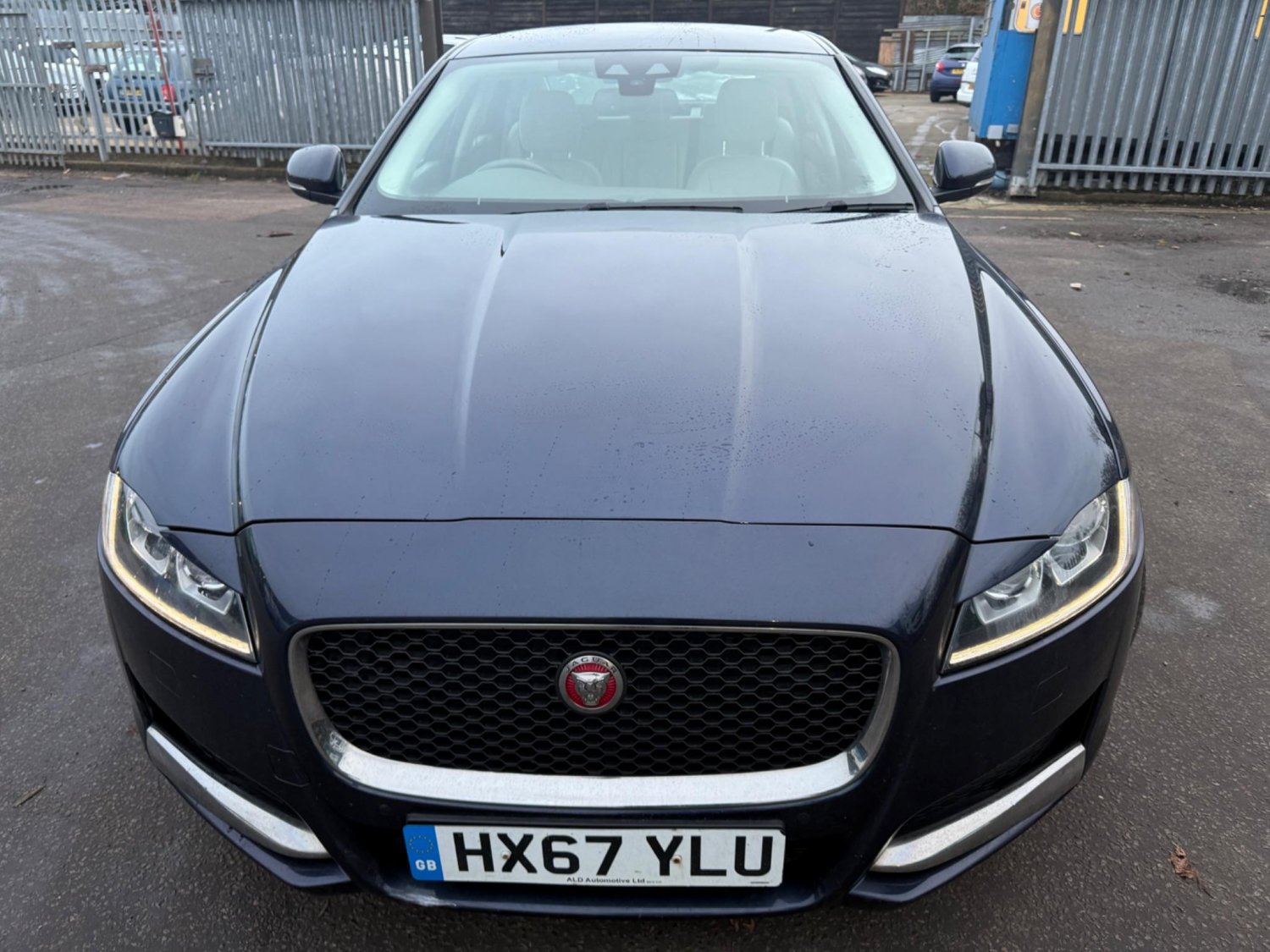 Jaguar XF