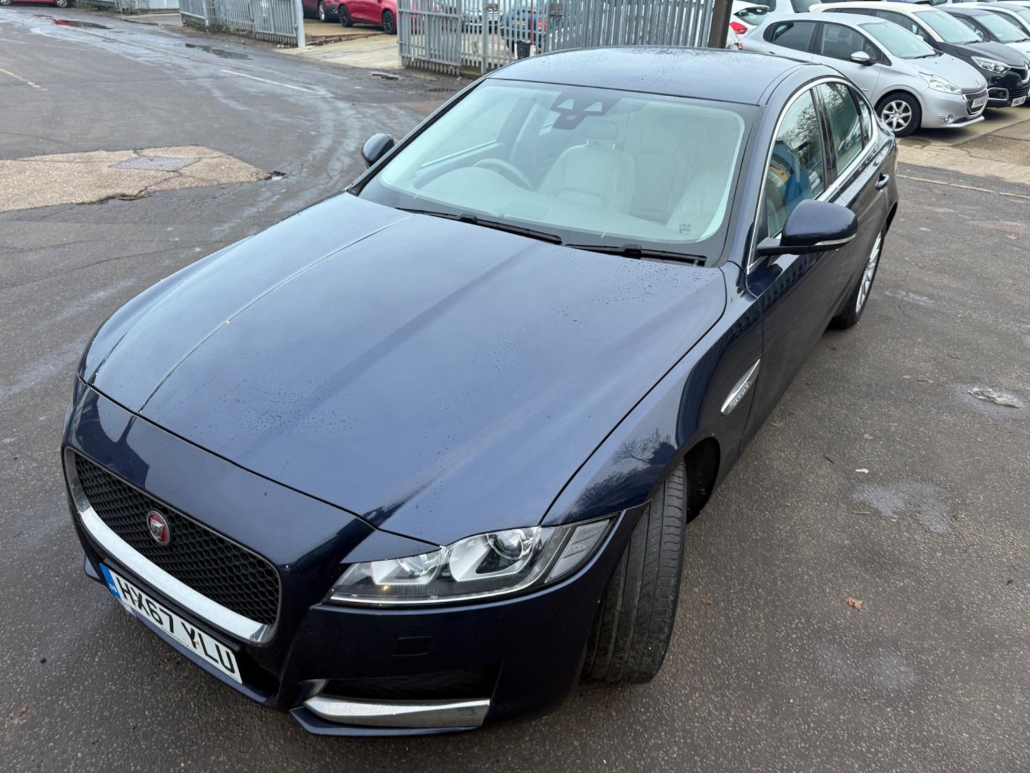 Jaguar XF