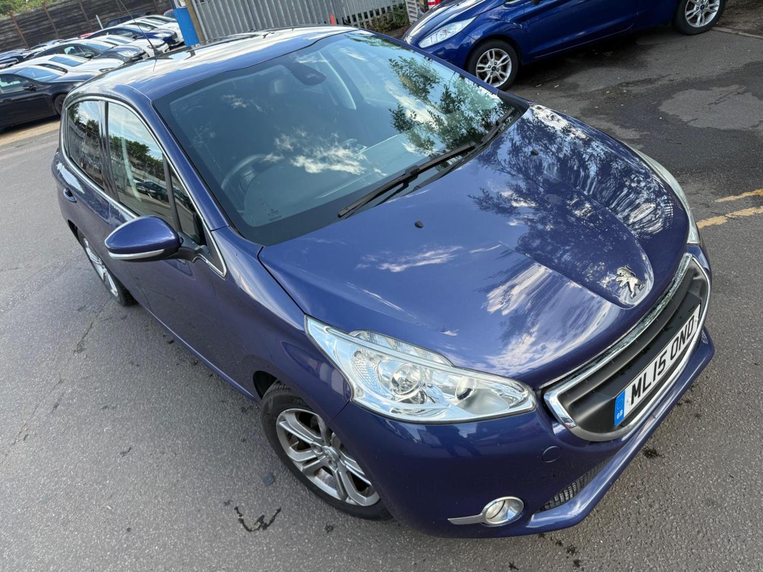 Peugeot 208