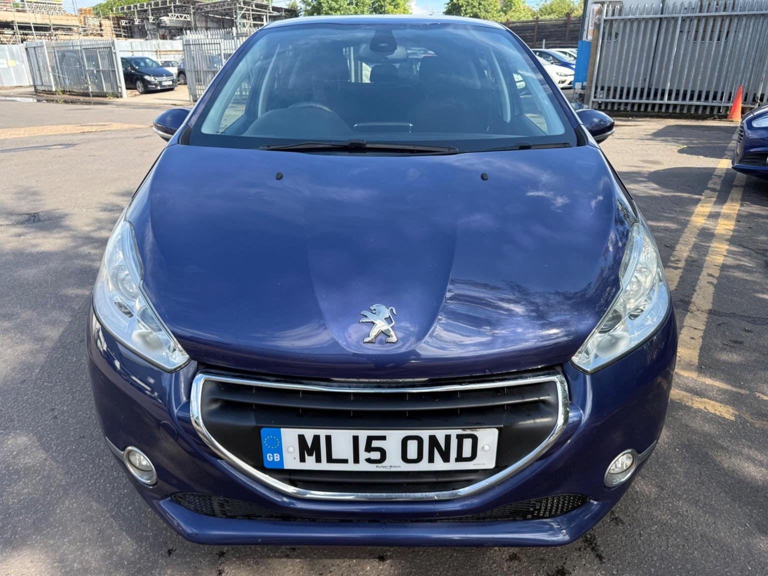Peugeot 208