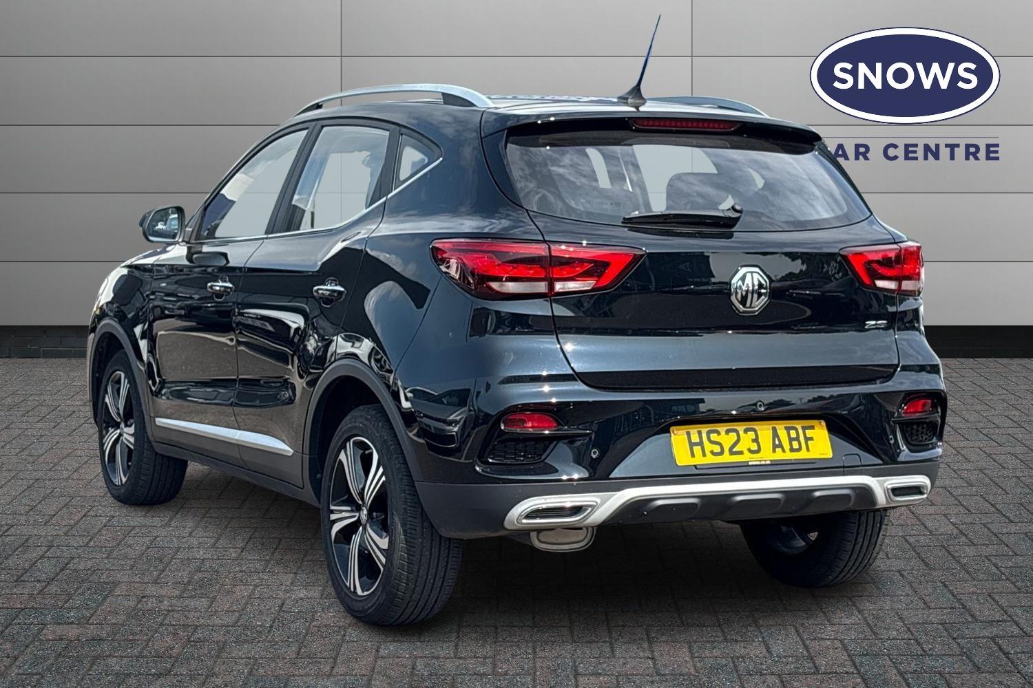 MG ZS