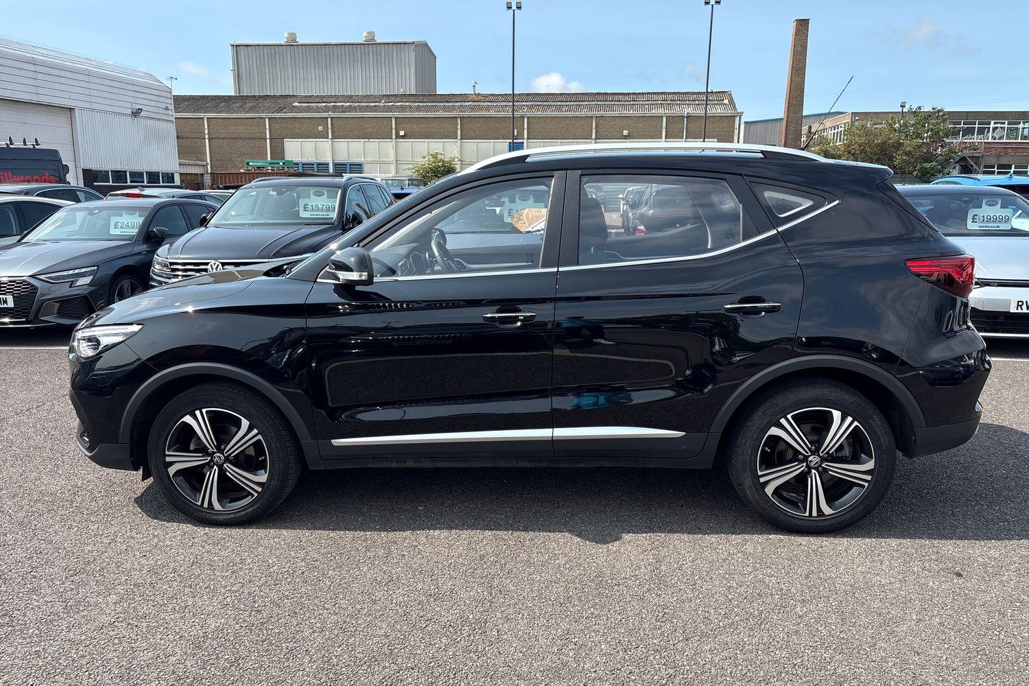 MG ZS