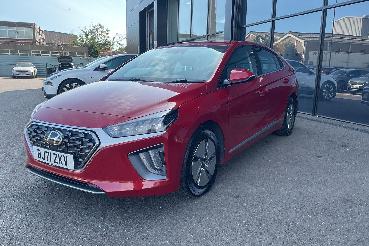 Hyundai IONIQ