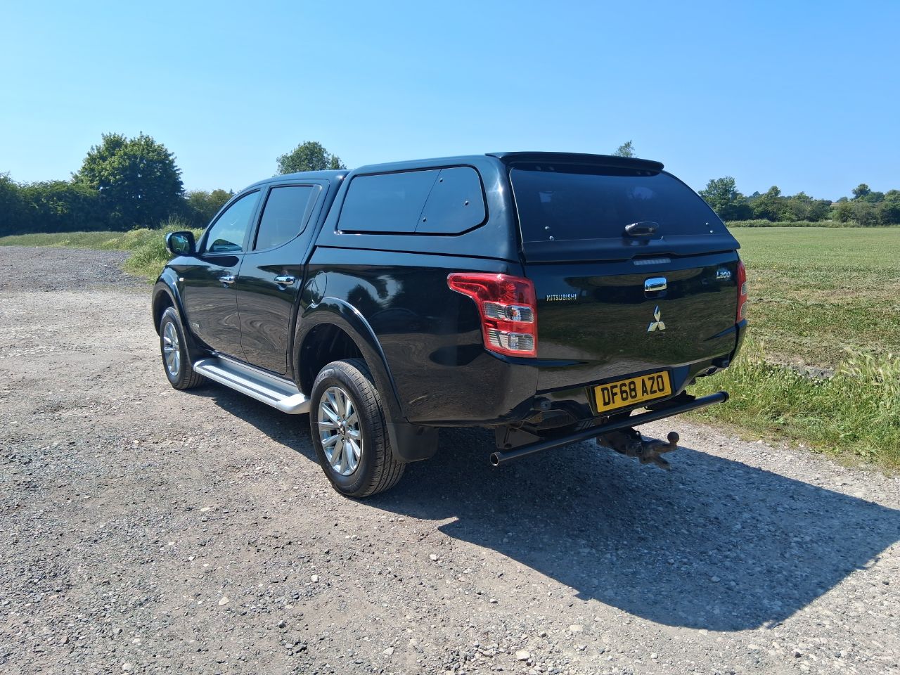 Mitsubishi L200