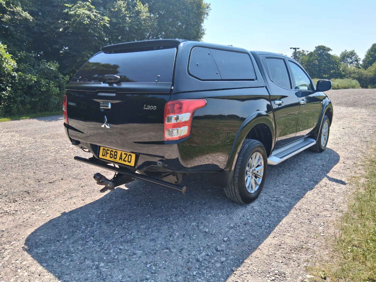 Mitsubishi L200