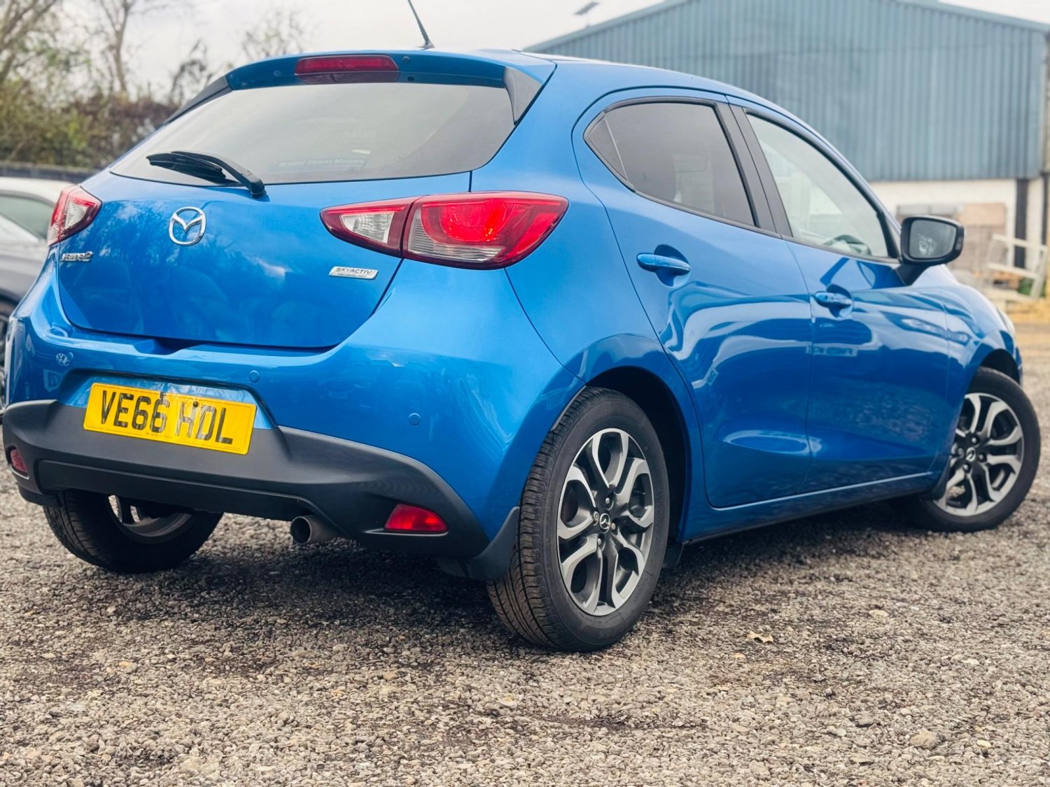 Mazda 2