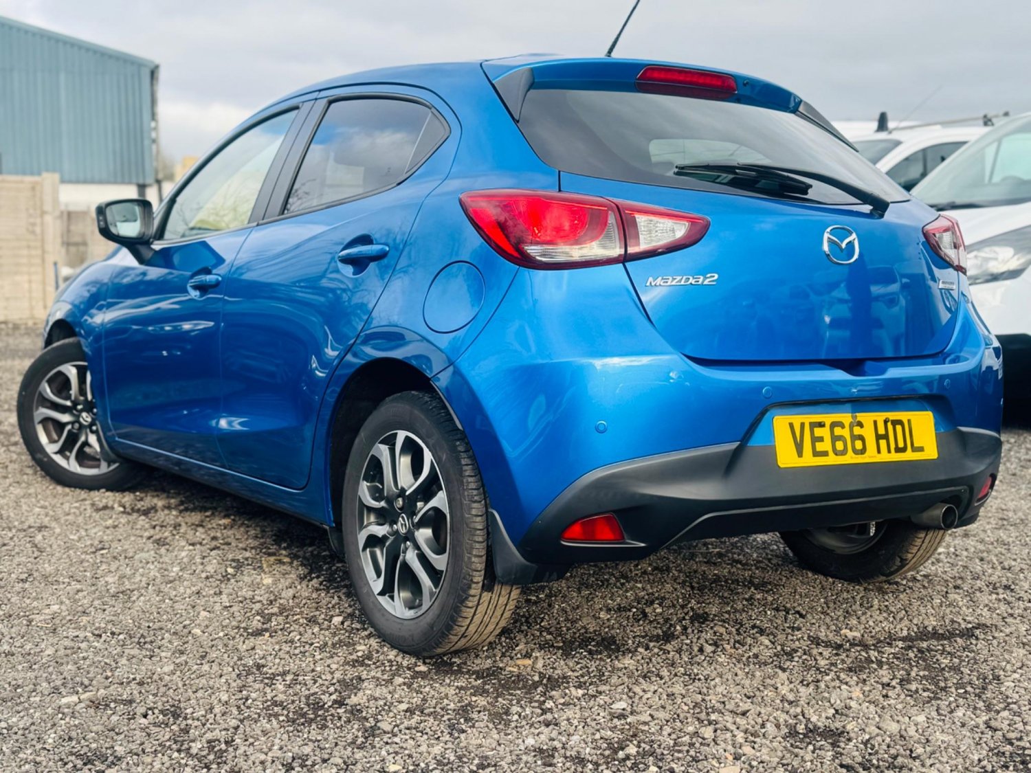 Mazda 2