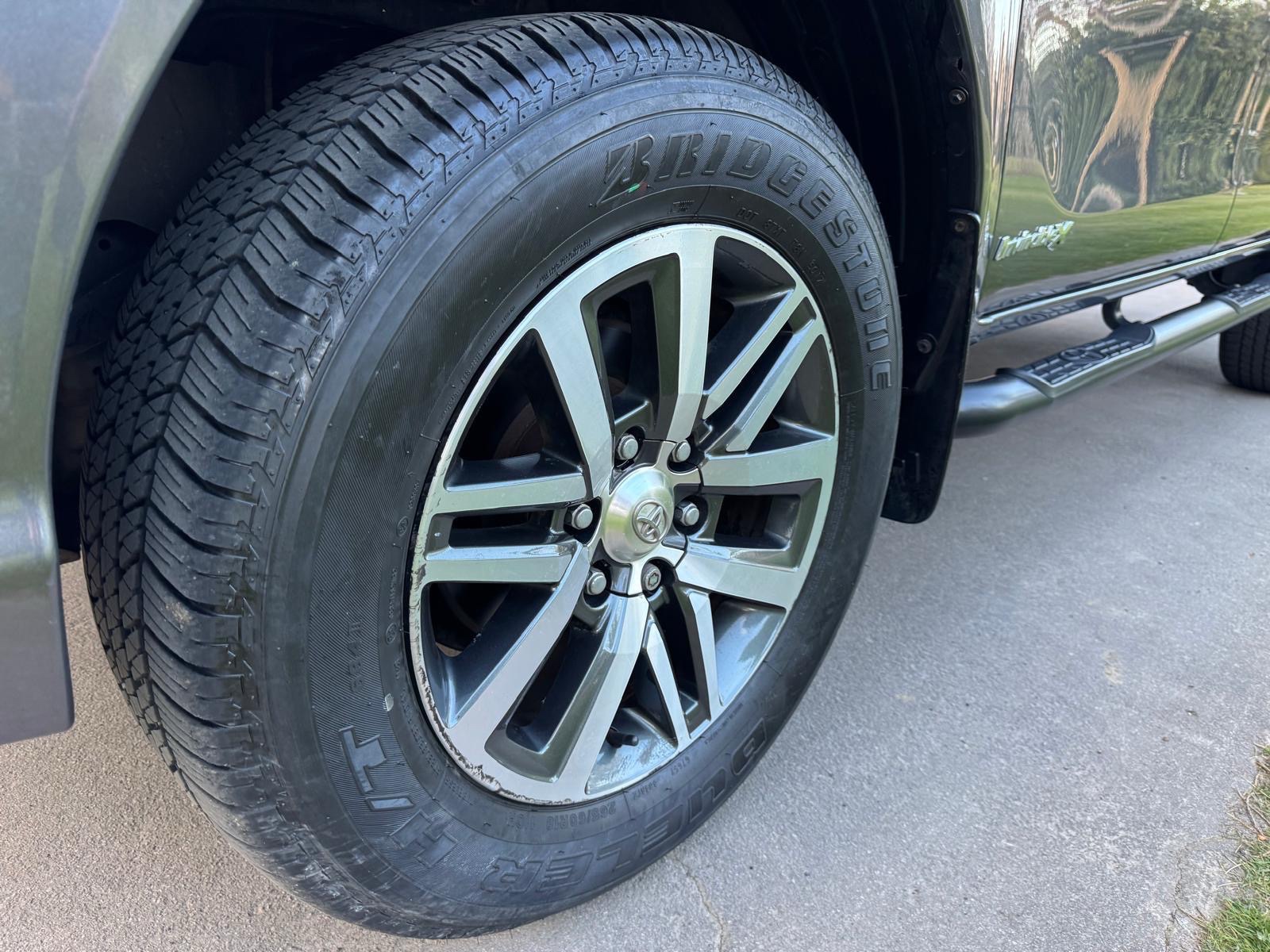 Toyota Hi Lux