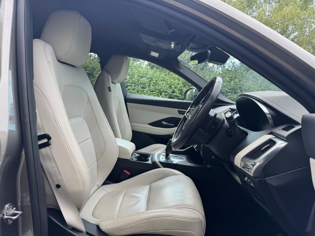 Jaguar E Pace