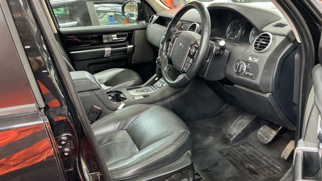 Land Rover Discovery 4